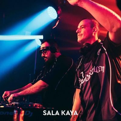 KSTYLE Y CARLOS PEREZ