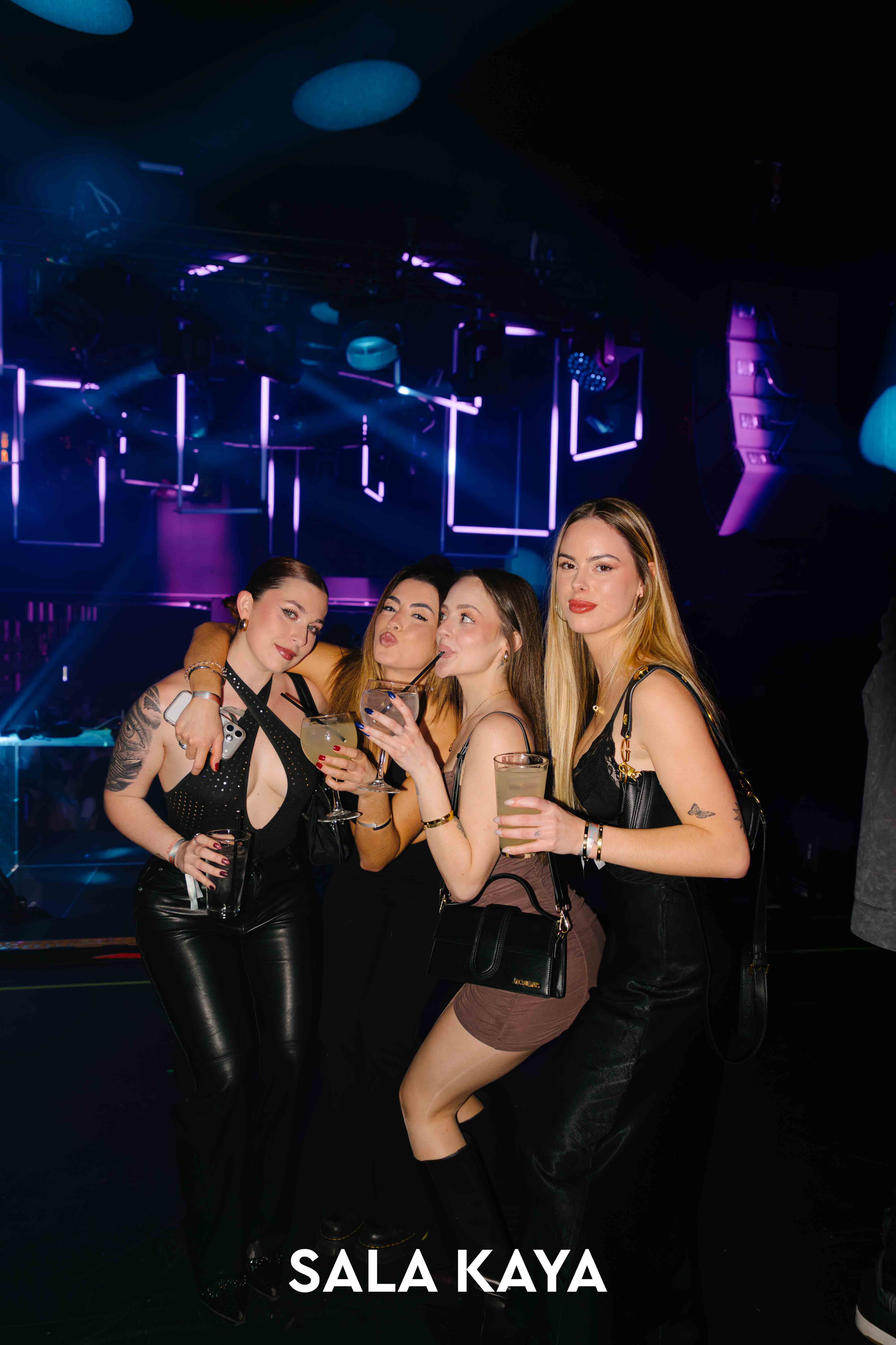 foto de público de ALEX MARTINI