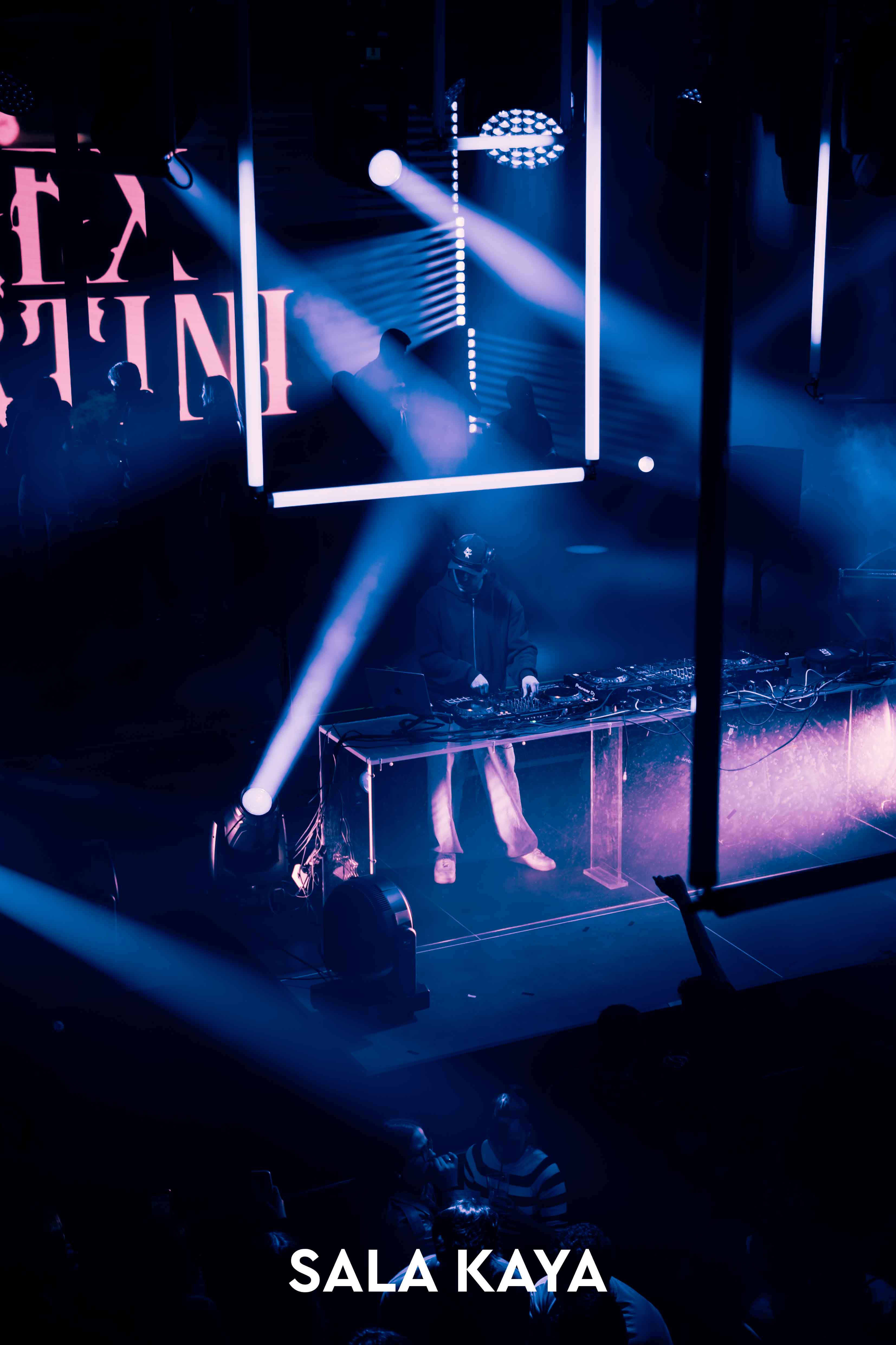 foto de público de ALEX MARTINI