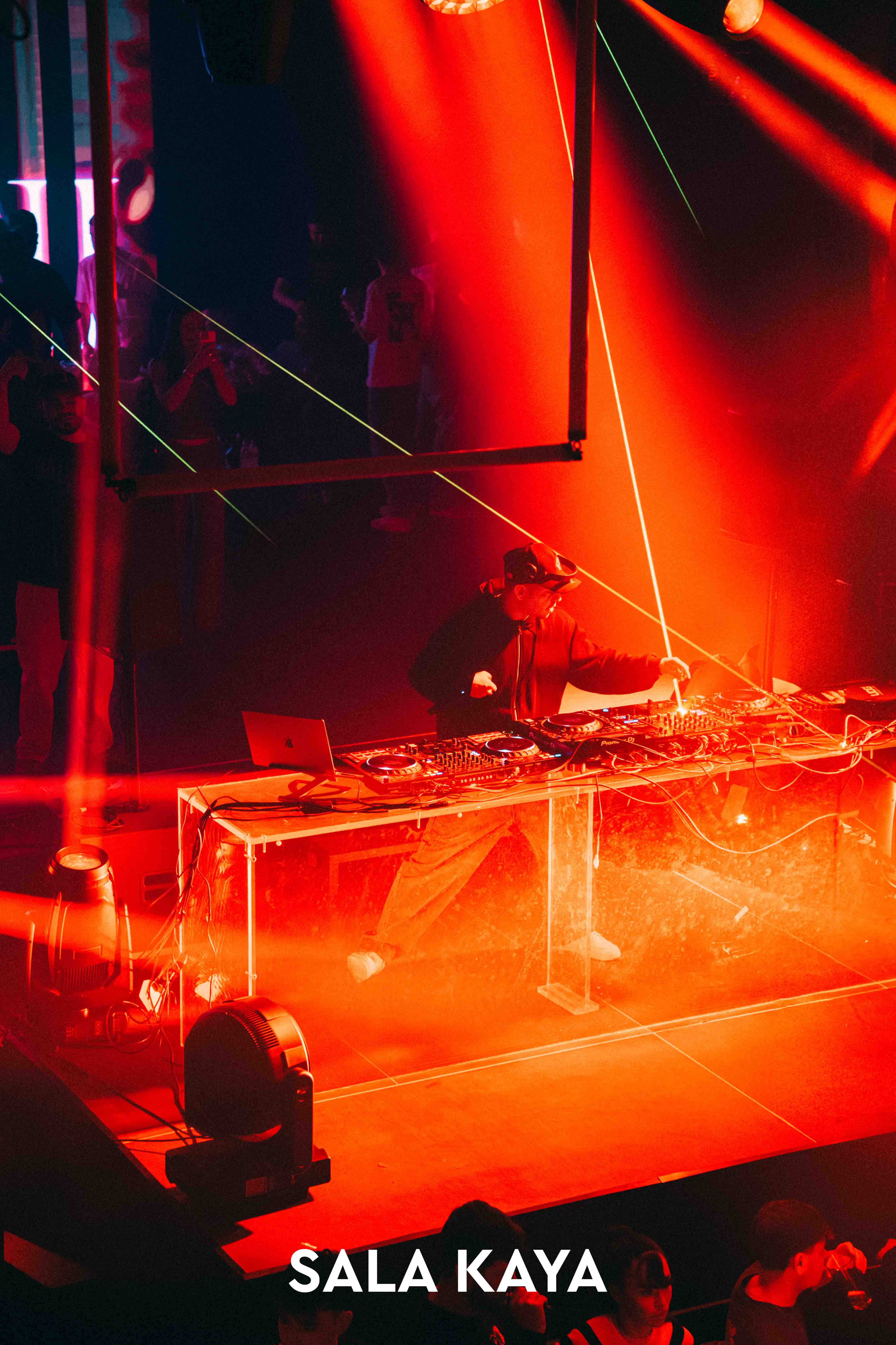 foto de público de ALEX MARTINI