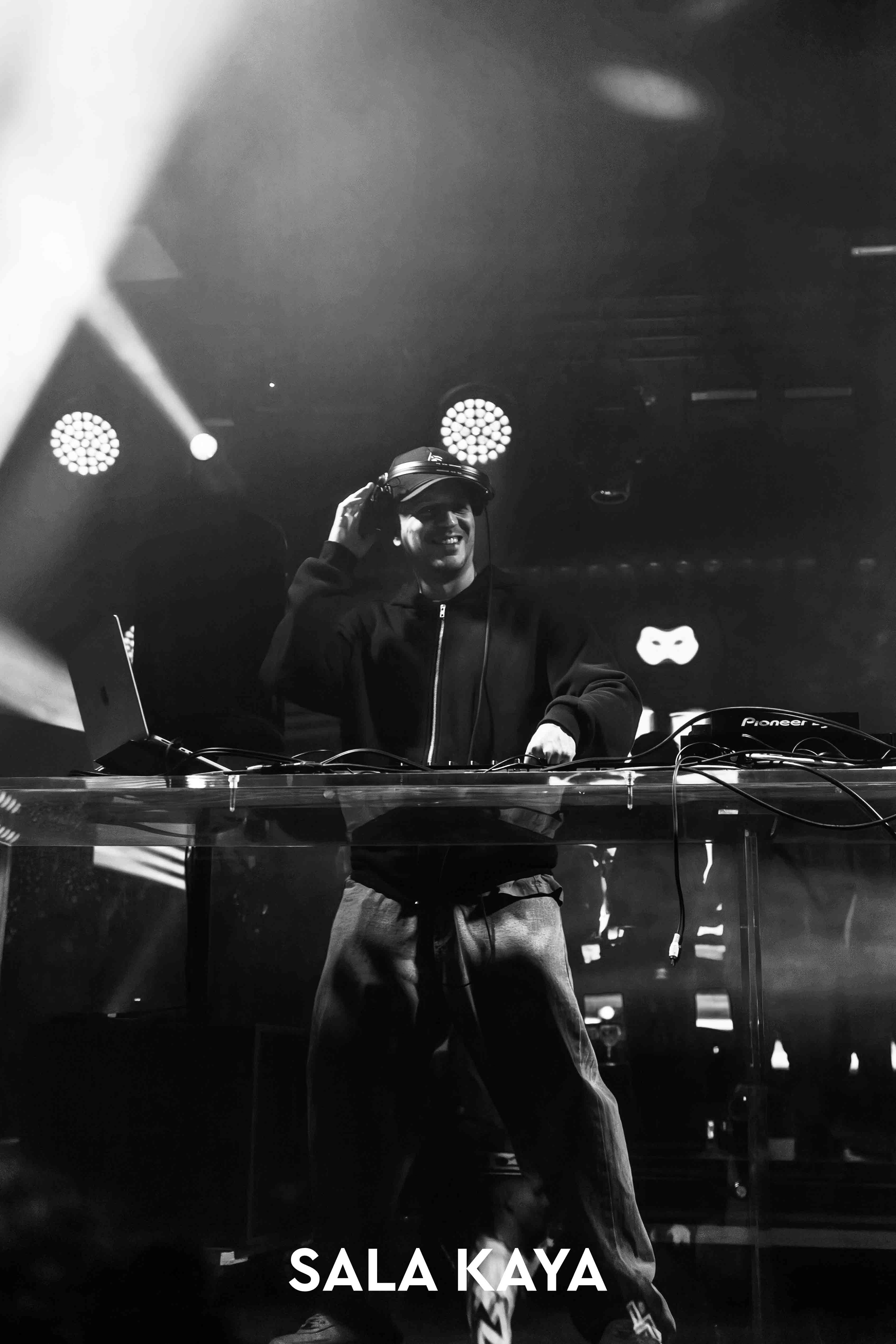 foto de público de ALEX MARTINI