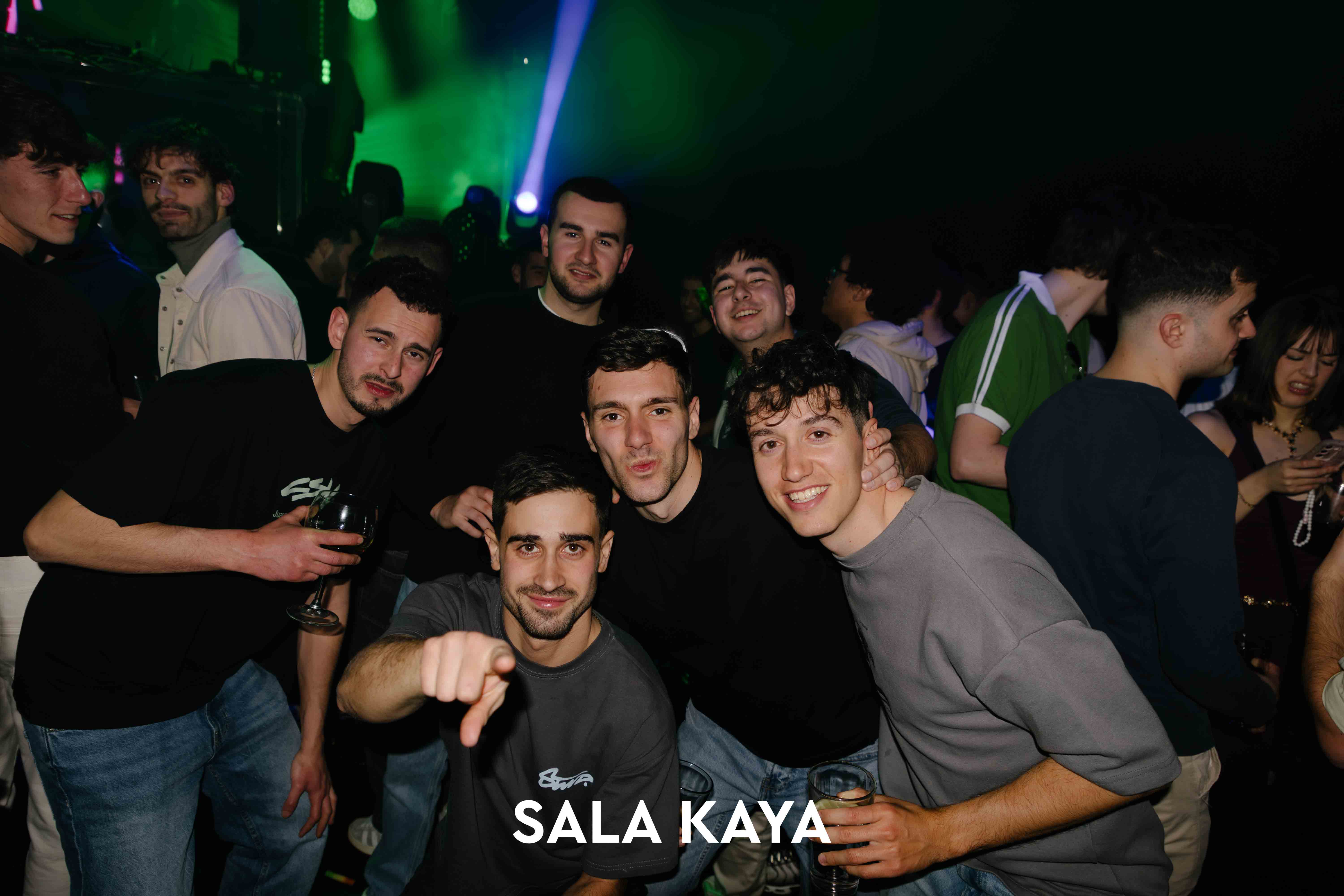 foto de público de ALEX MARTINI