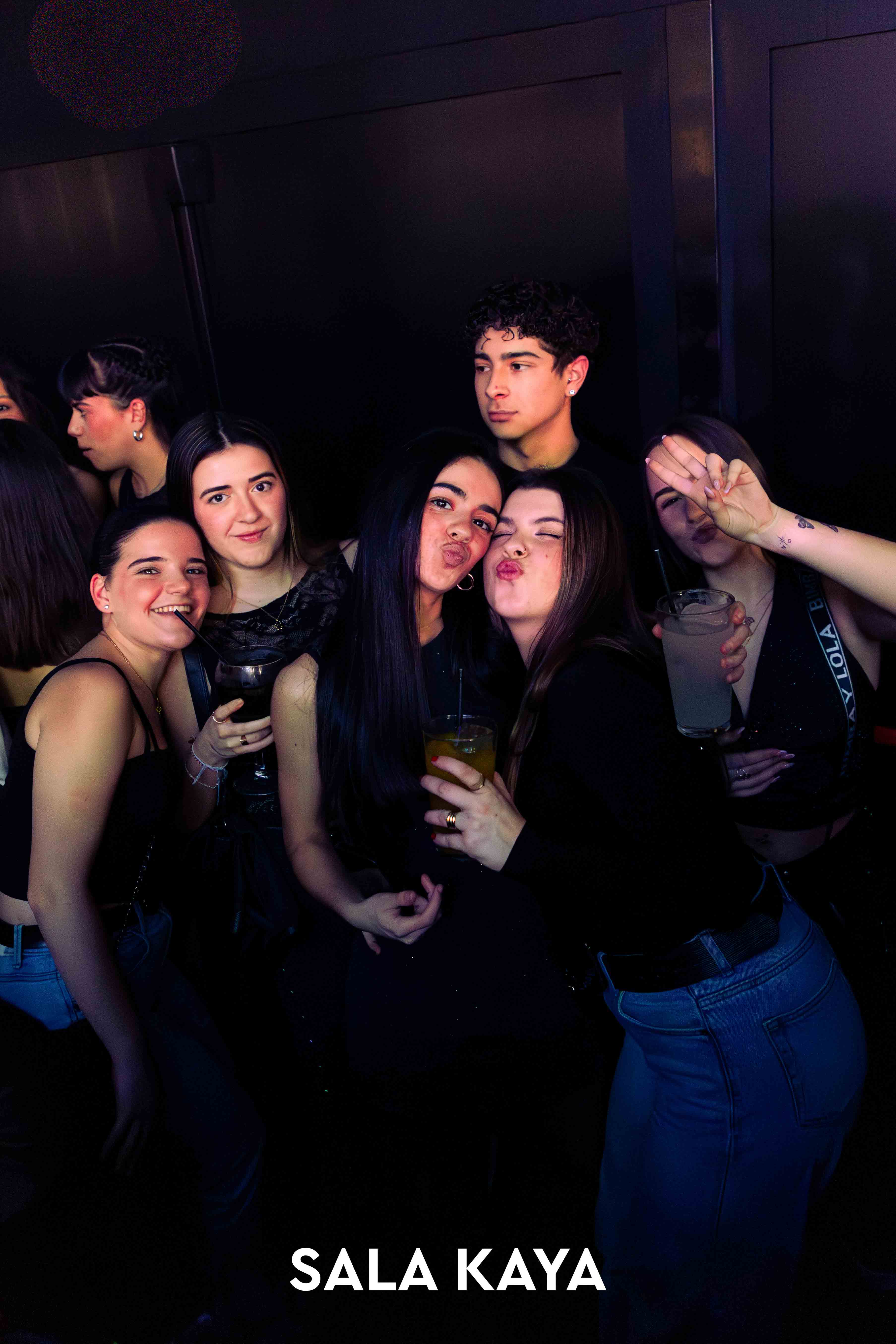 foto de público de ALVAMA ICE