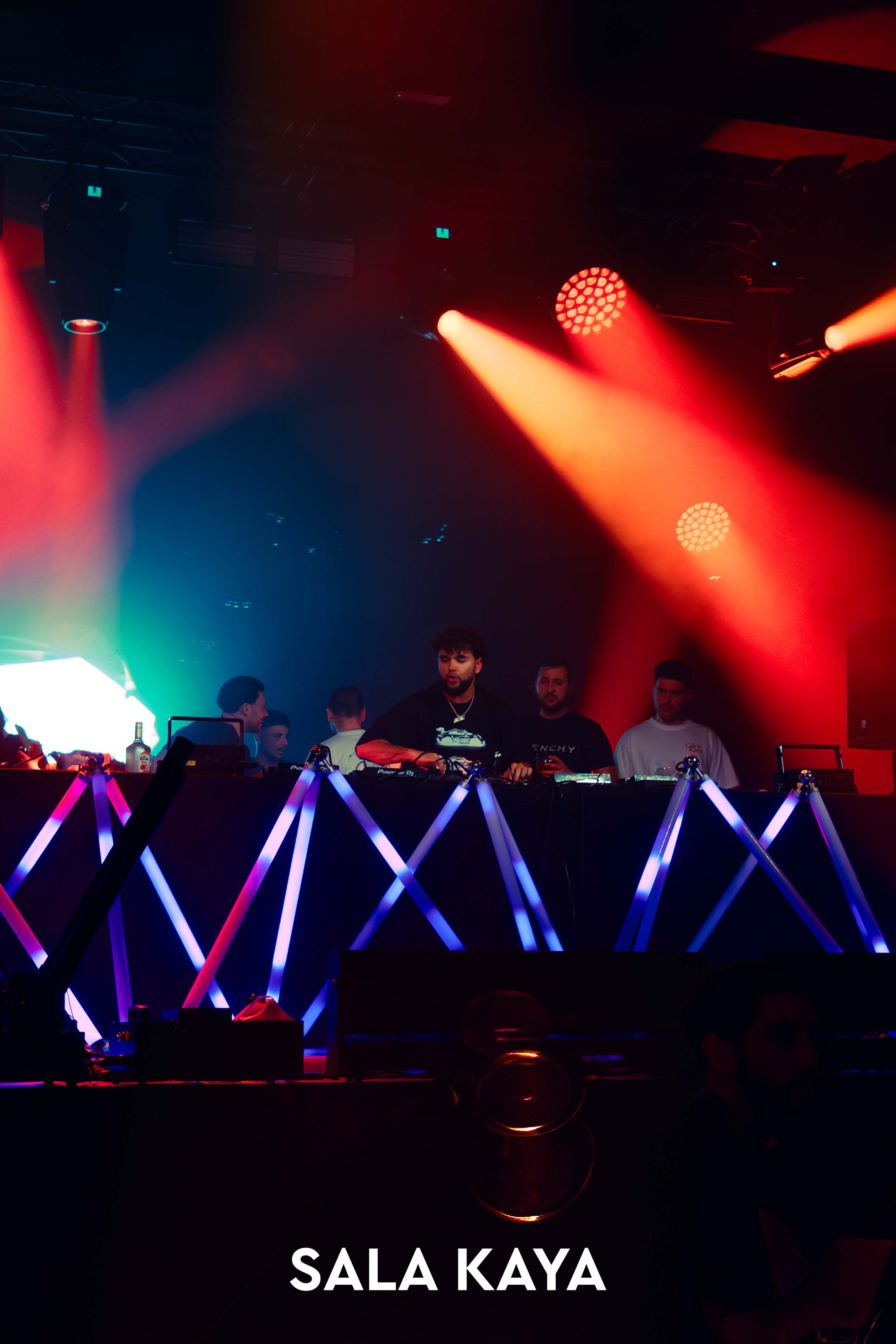 foto de público de ALVAMA ICE