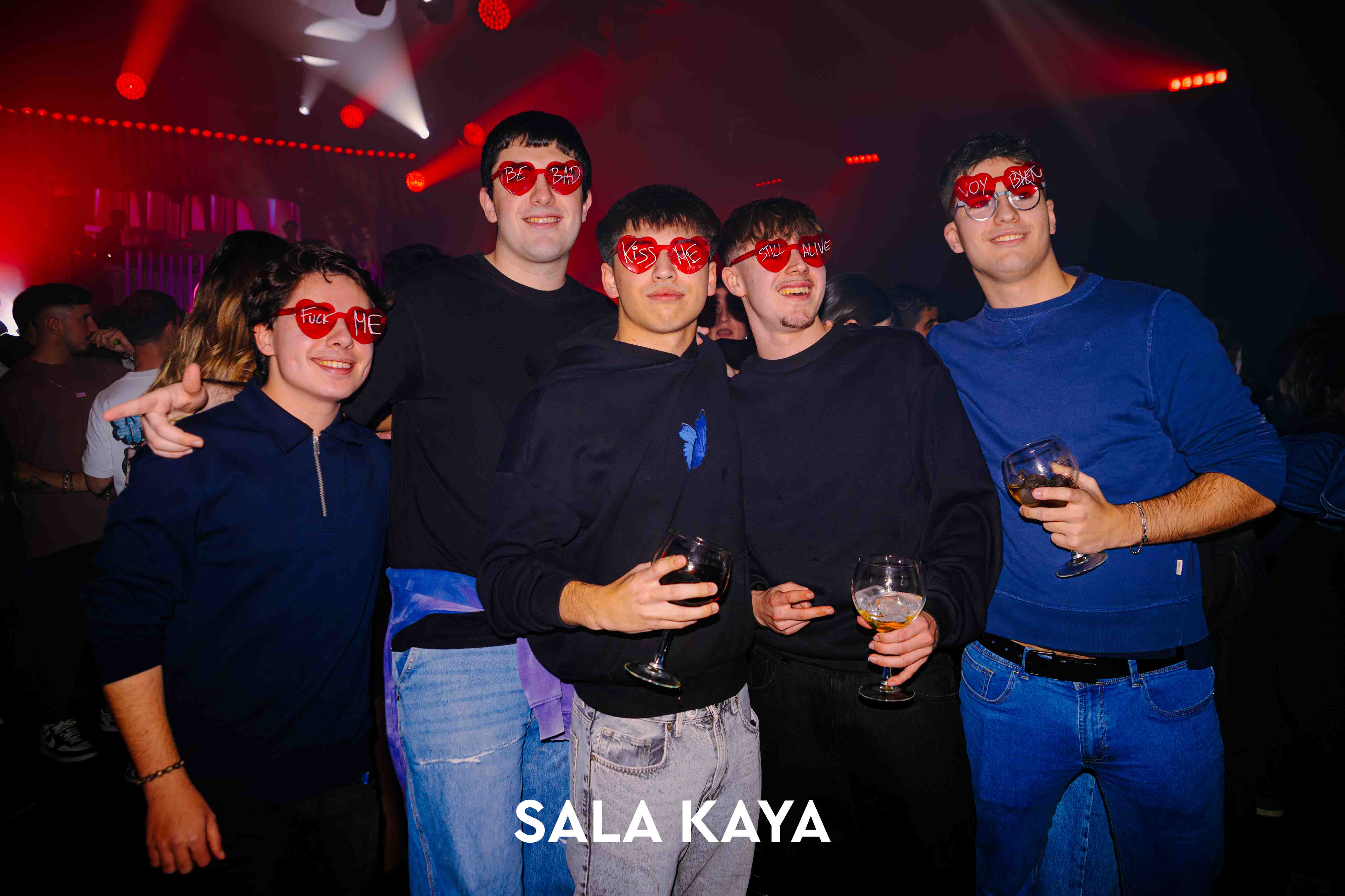 foto de público de BAD PARTY