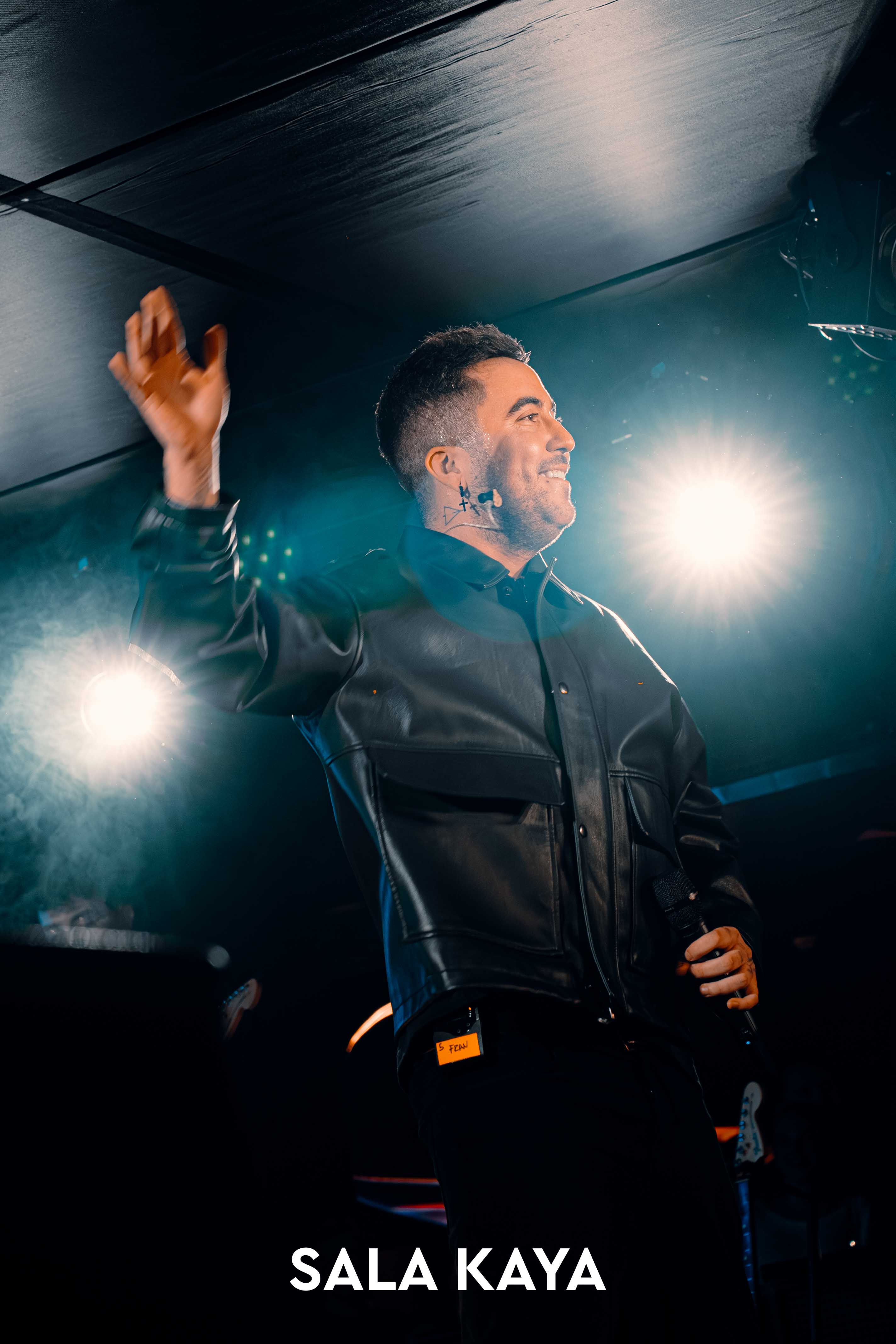 foto de público de BERET