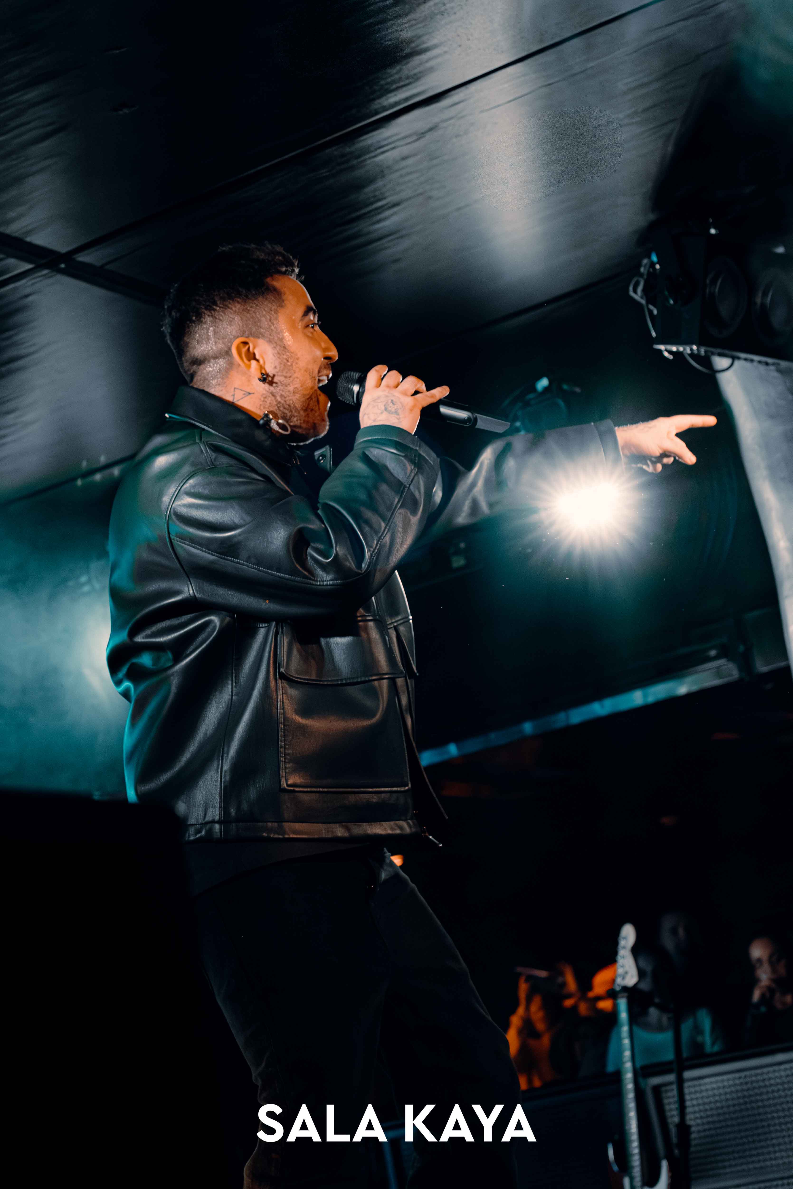 foto de público de BERET