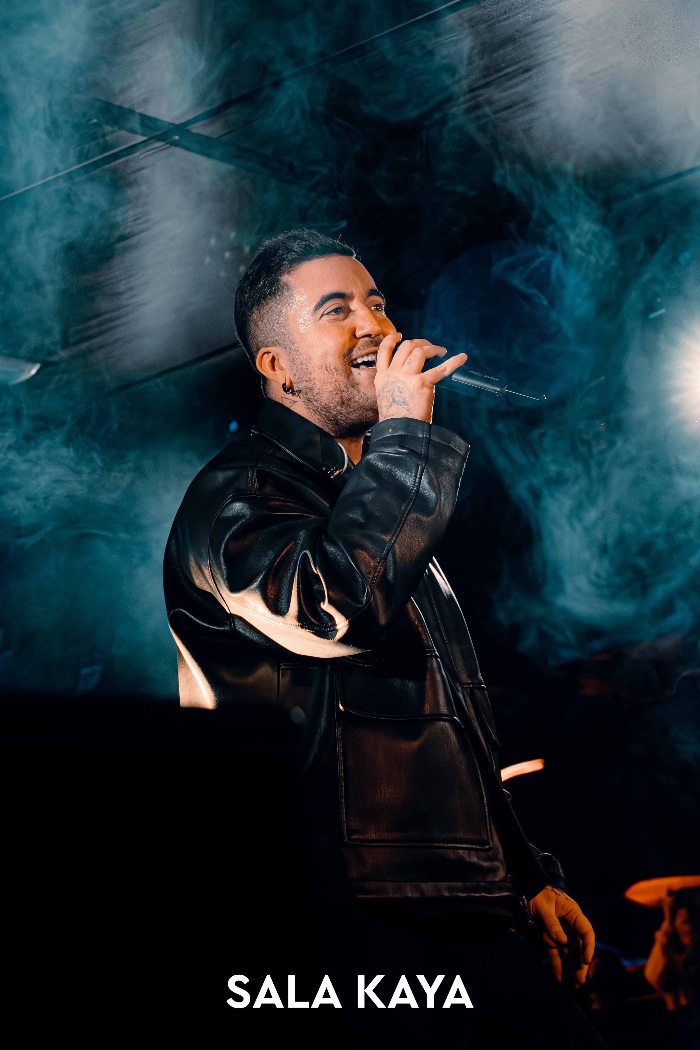 foto de público de BERET