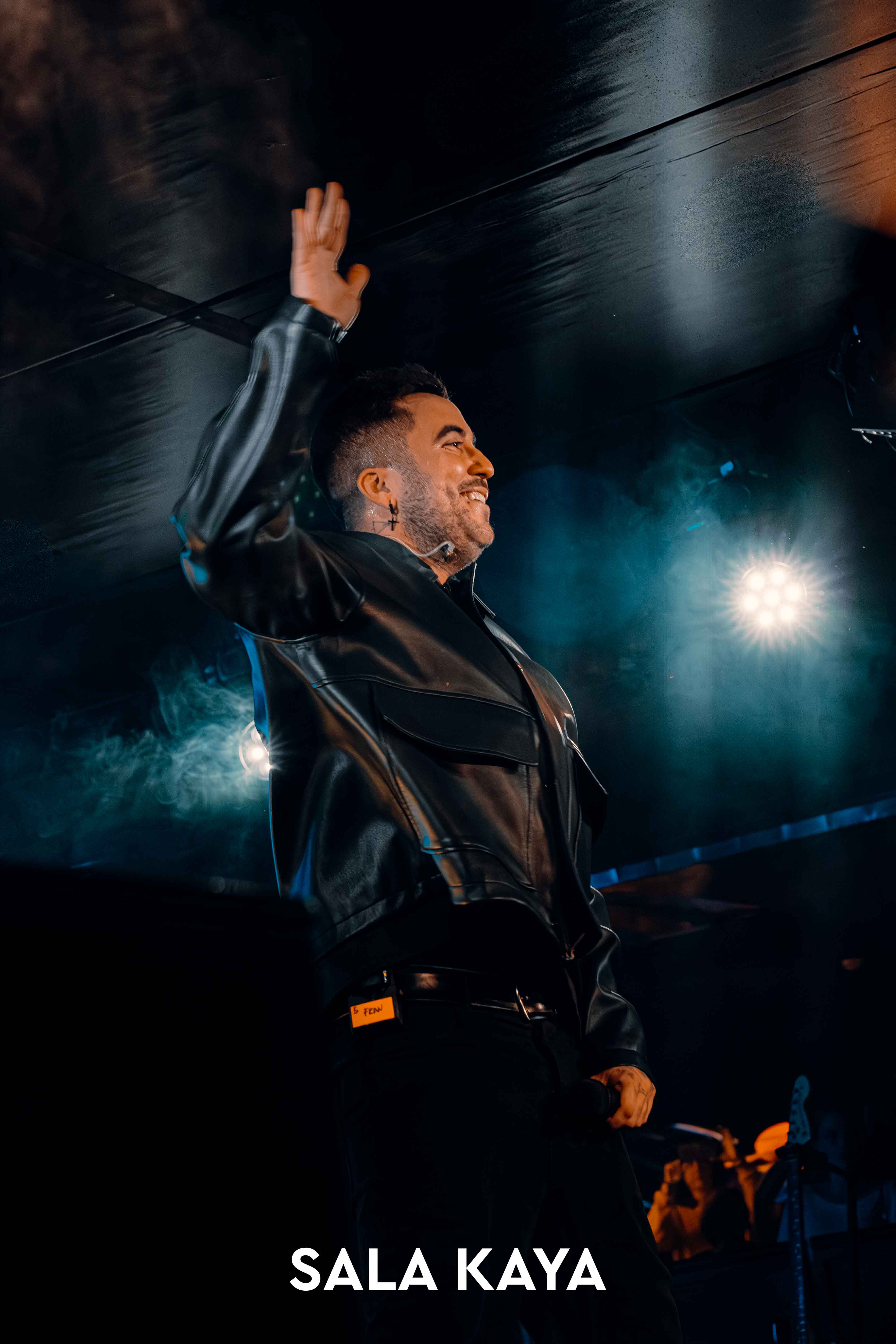 foto de público de BERET