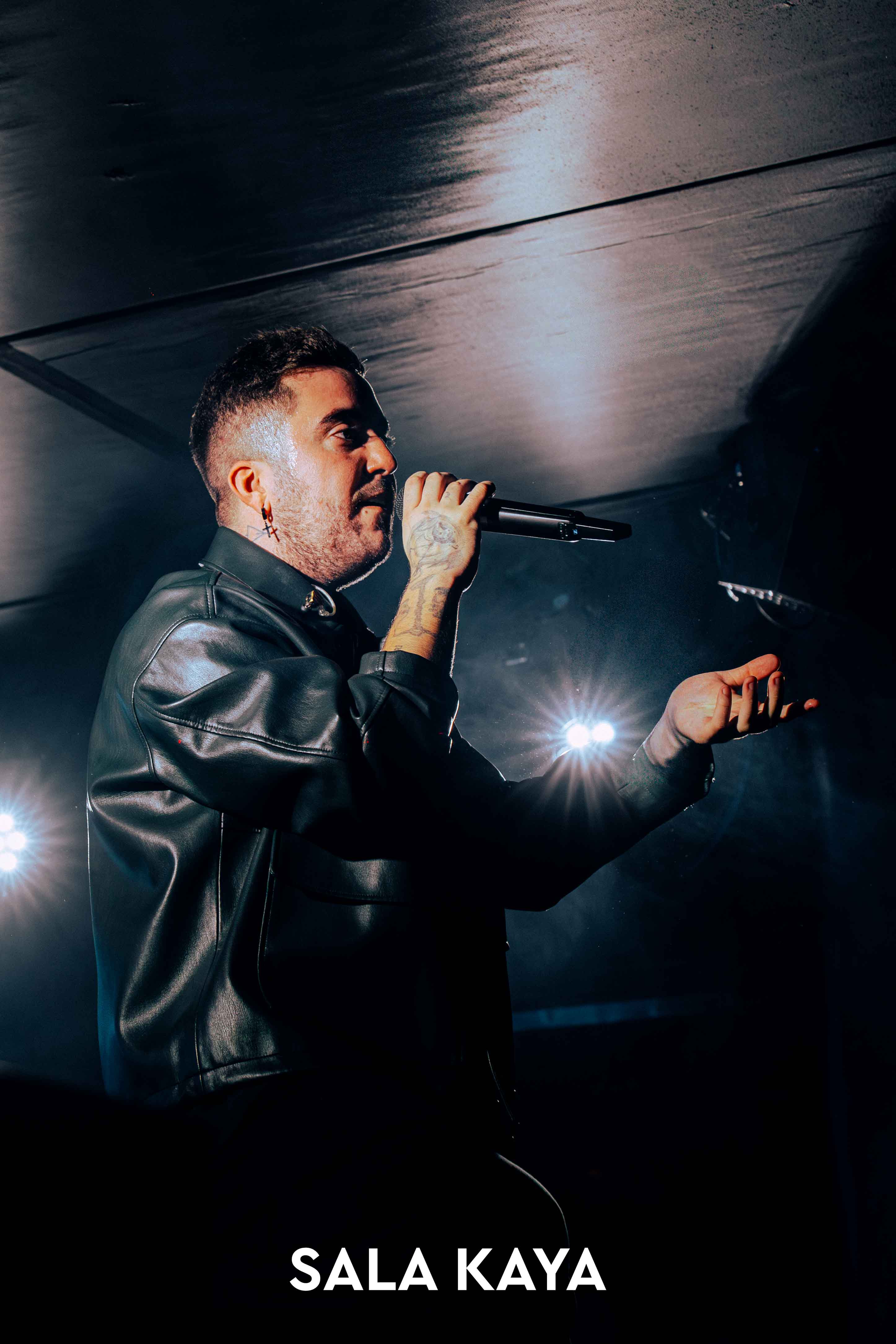 foto de público de BERET