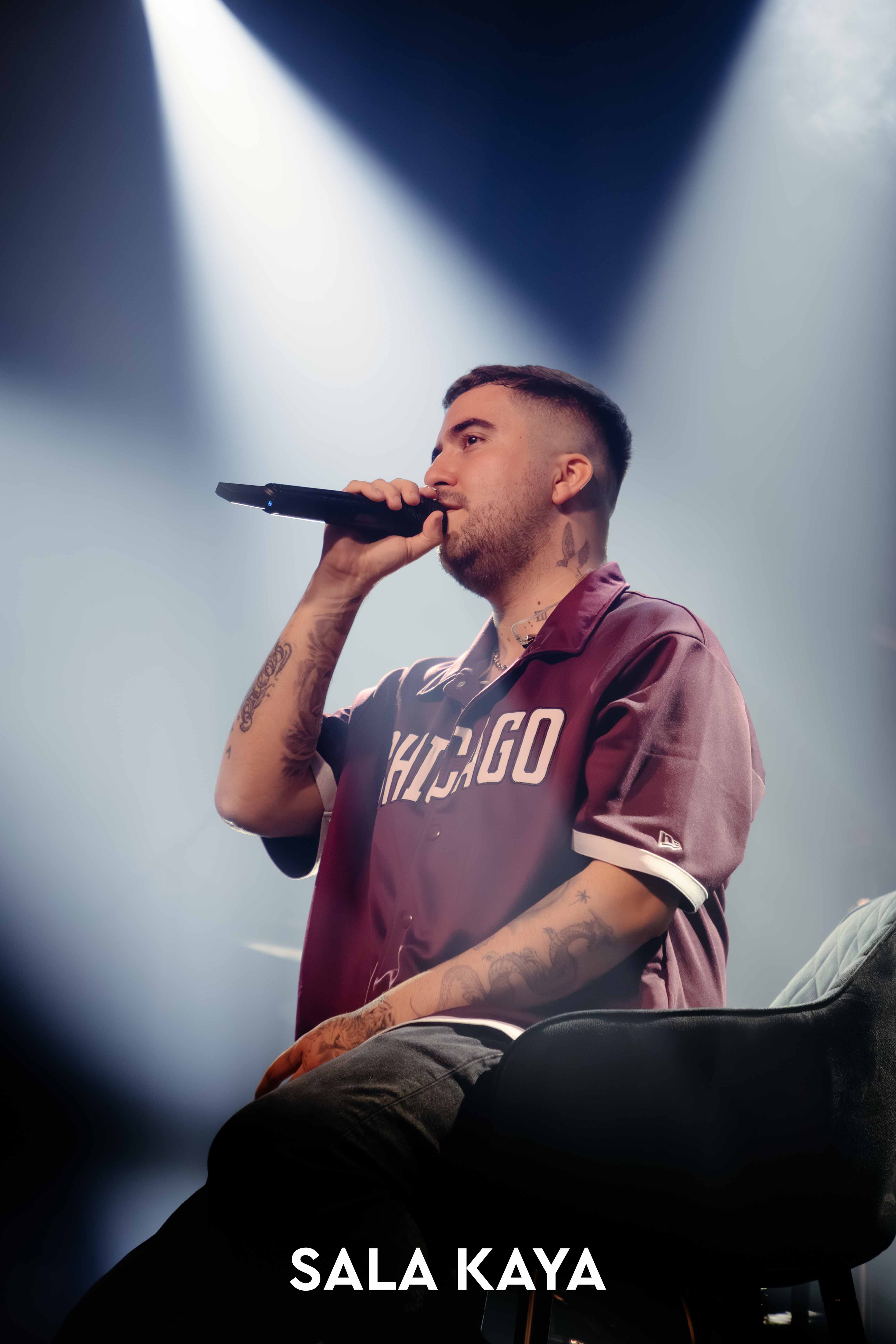 foto de público de BERET