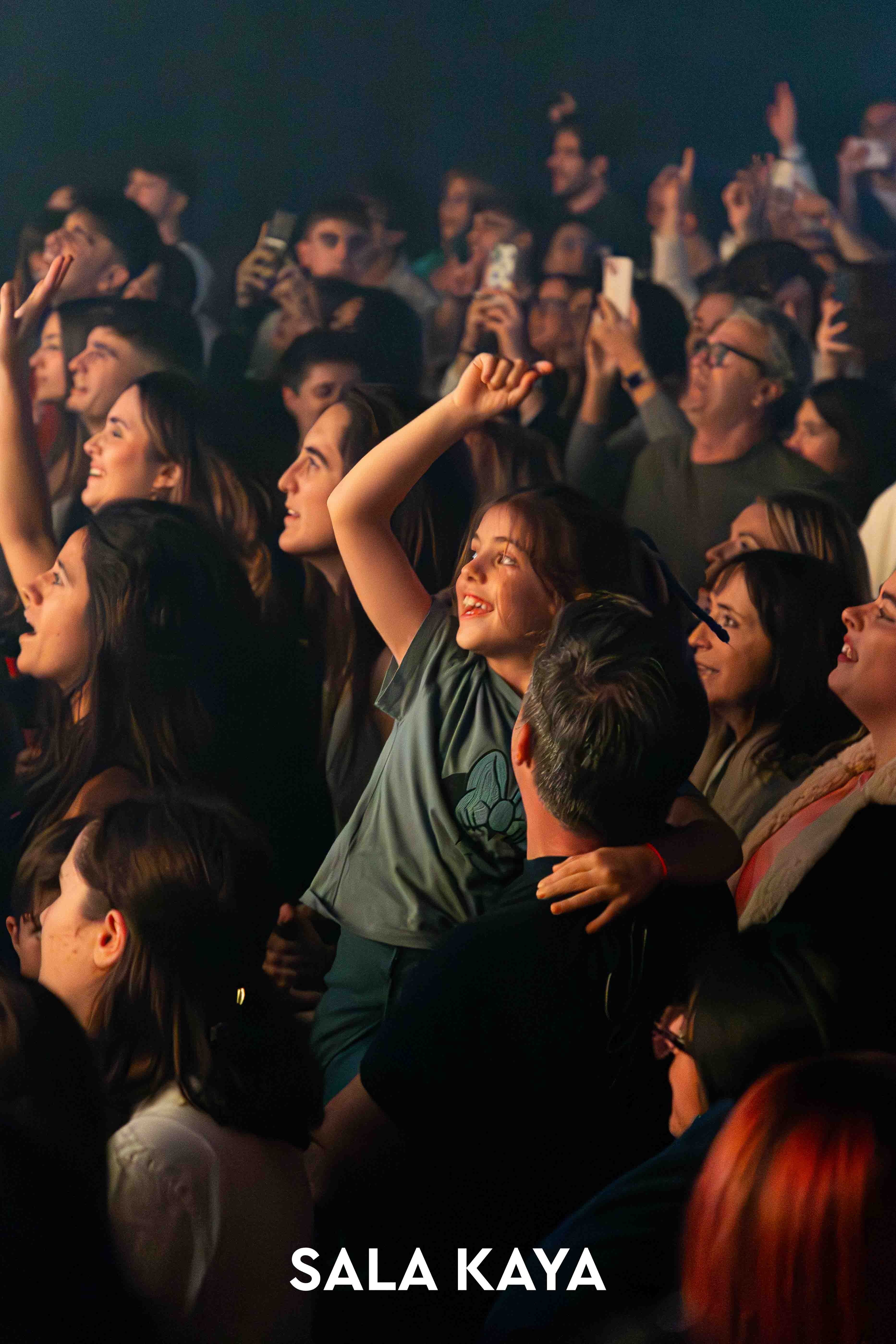 foto de público de BERET