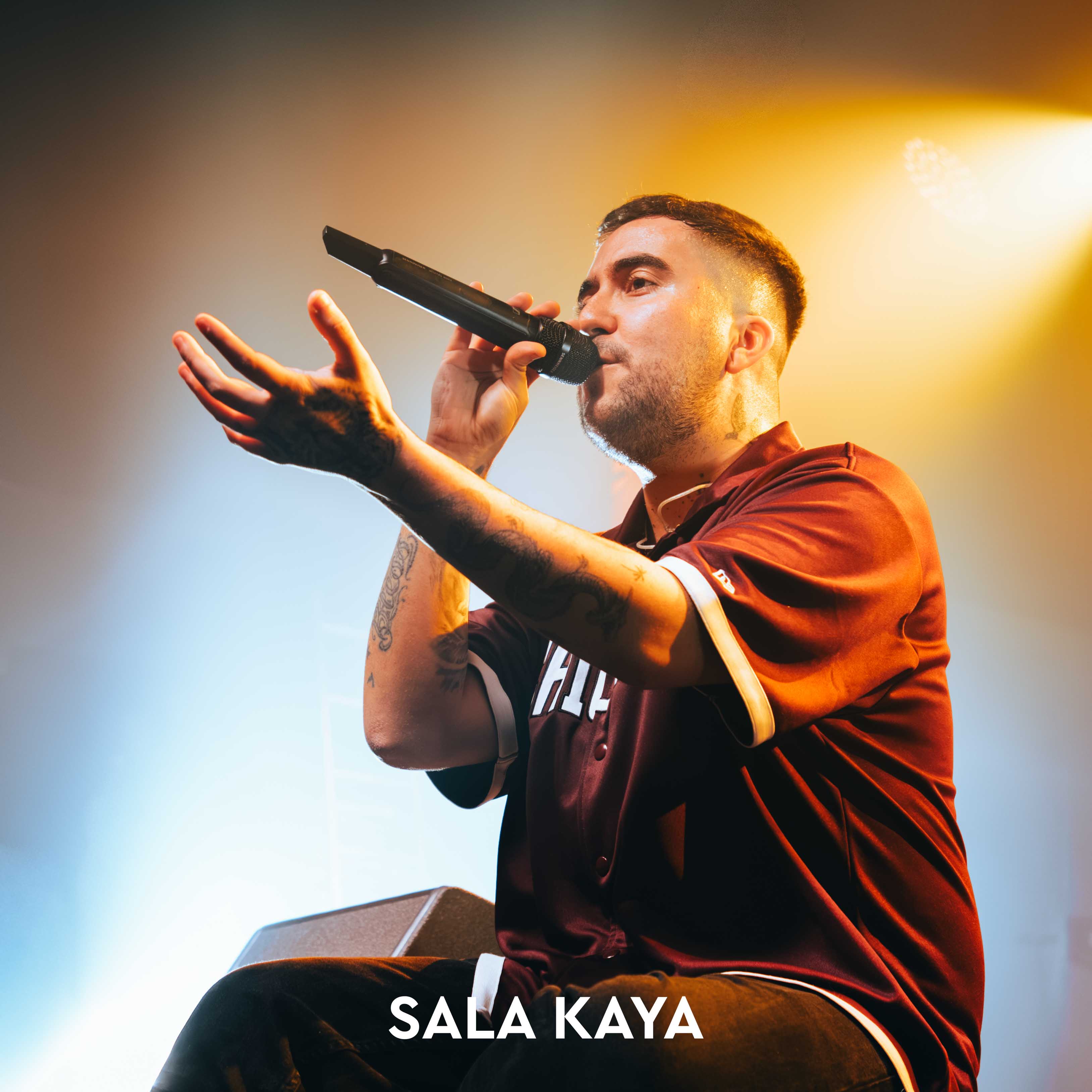 foto de público de BERET