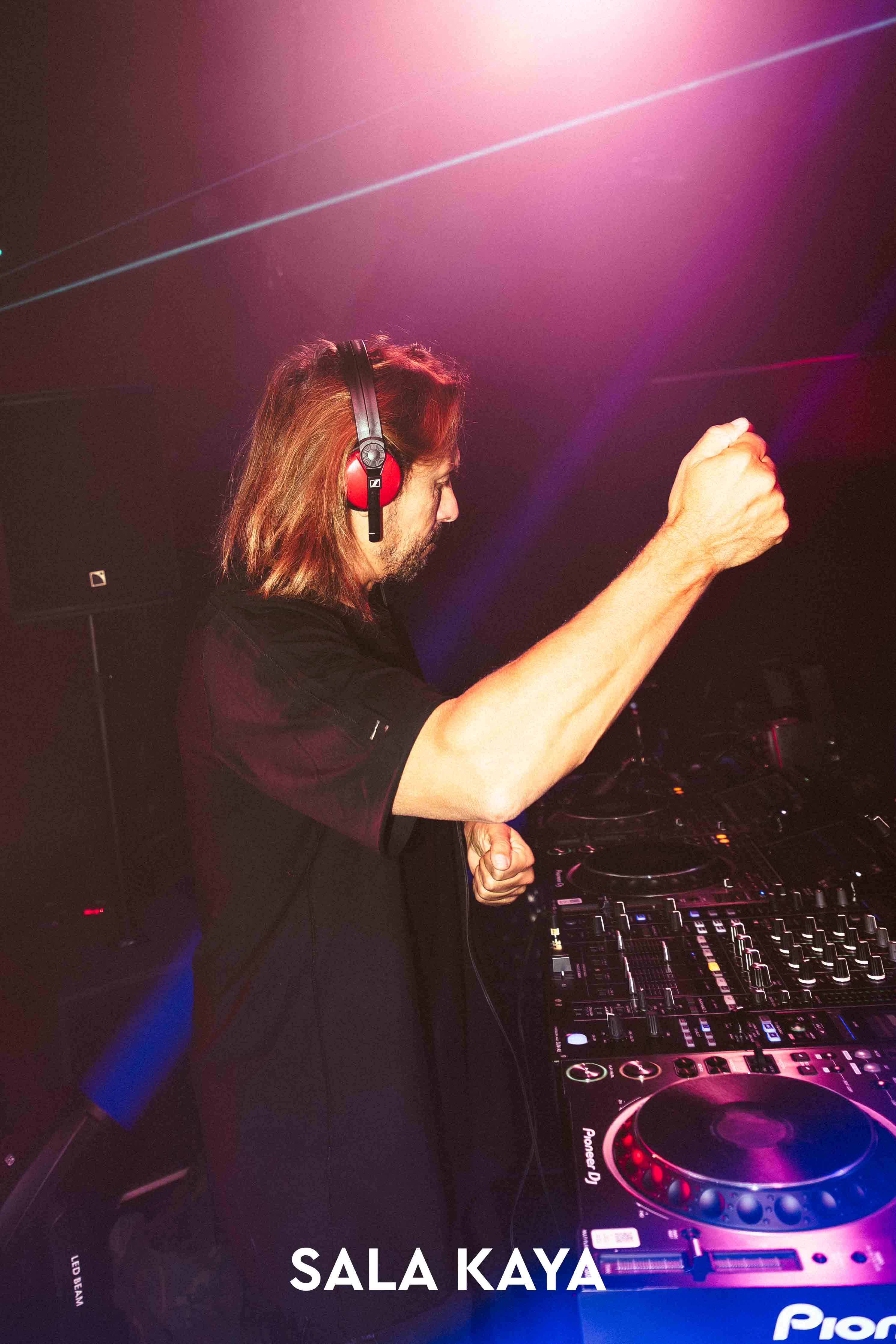 foto de público de BOB SINCLAR