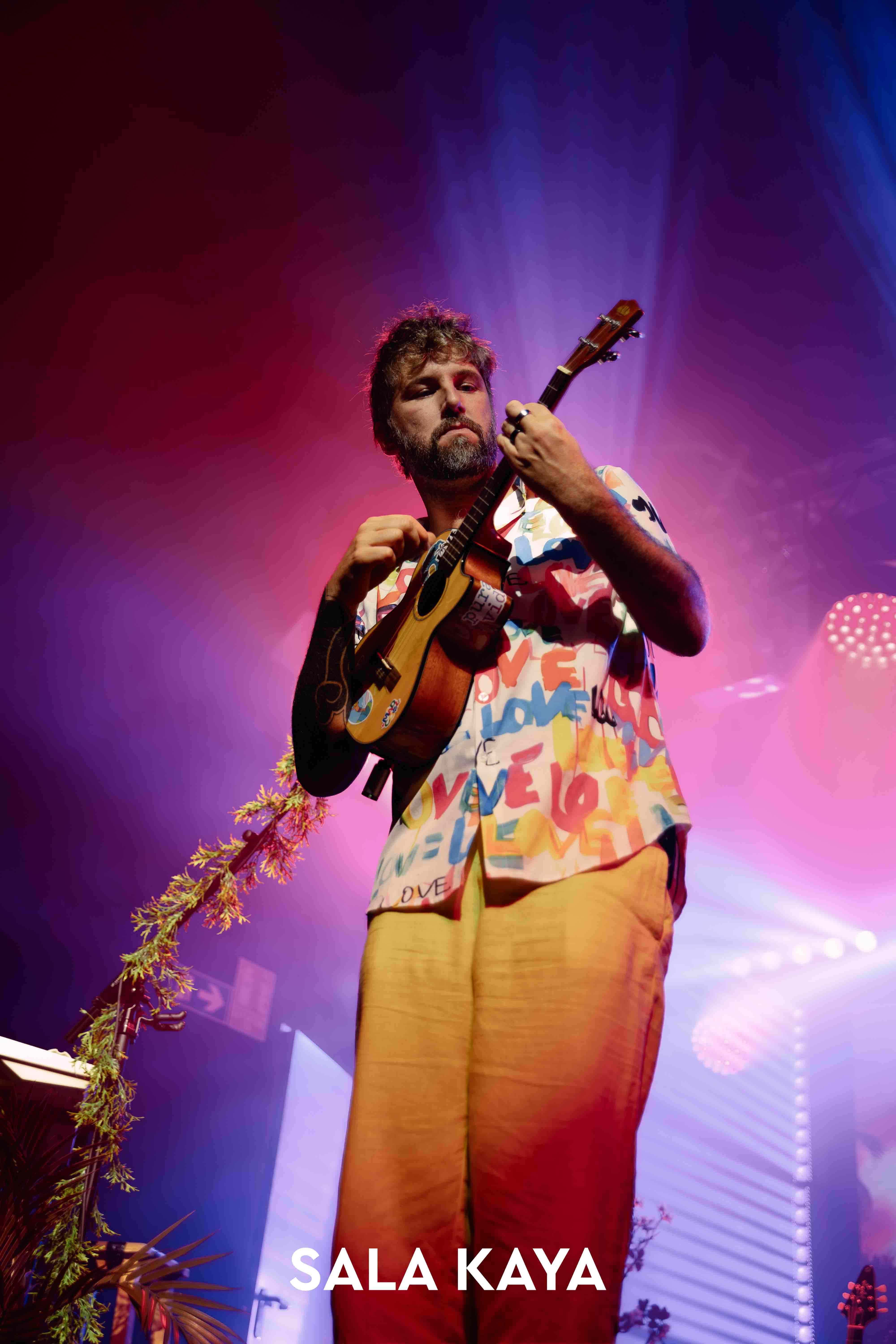 foto de público de BOMBAI