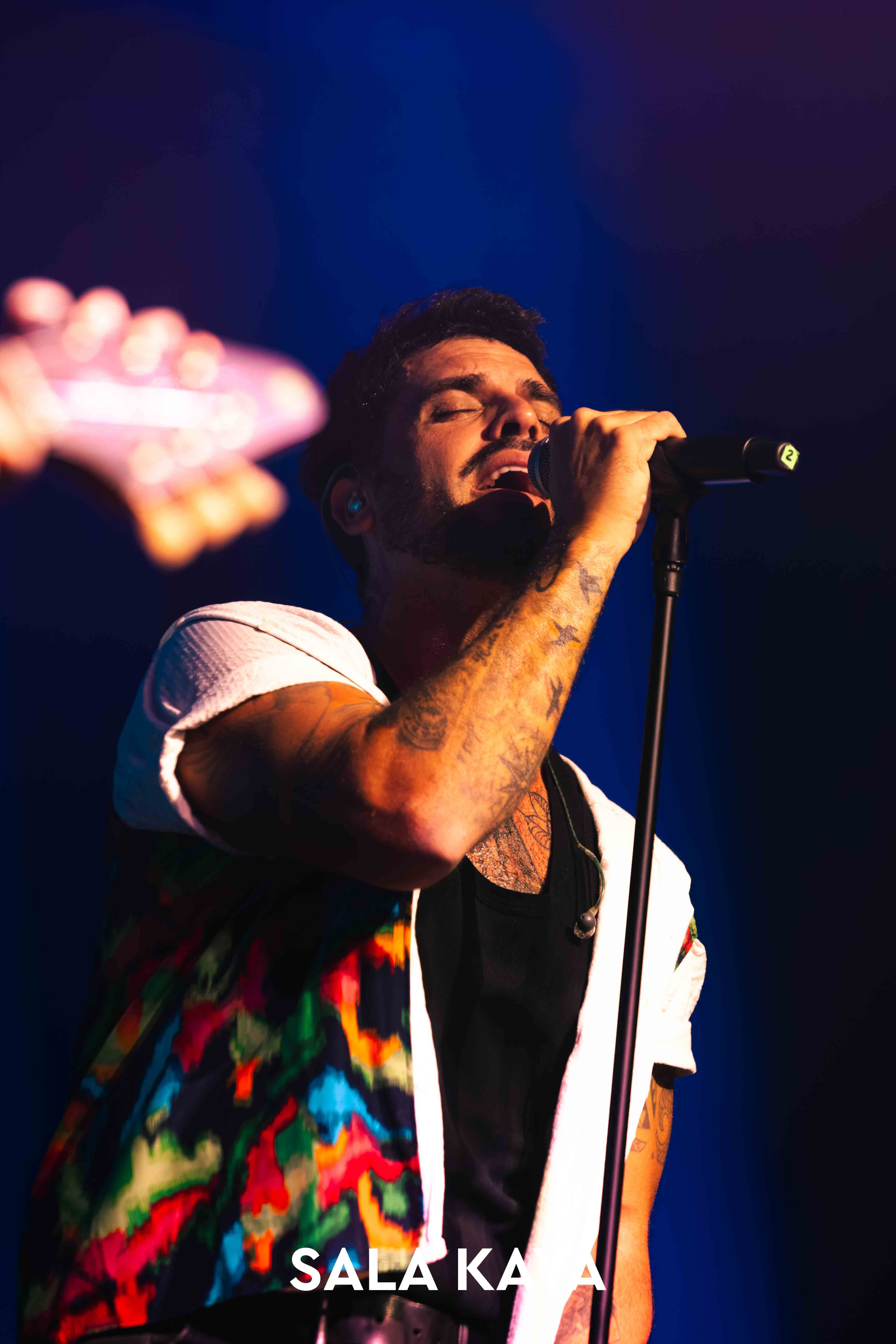 foto de público de BOMBAI