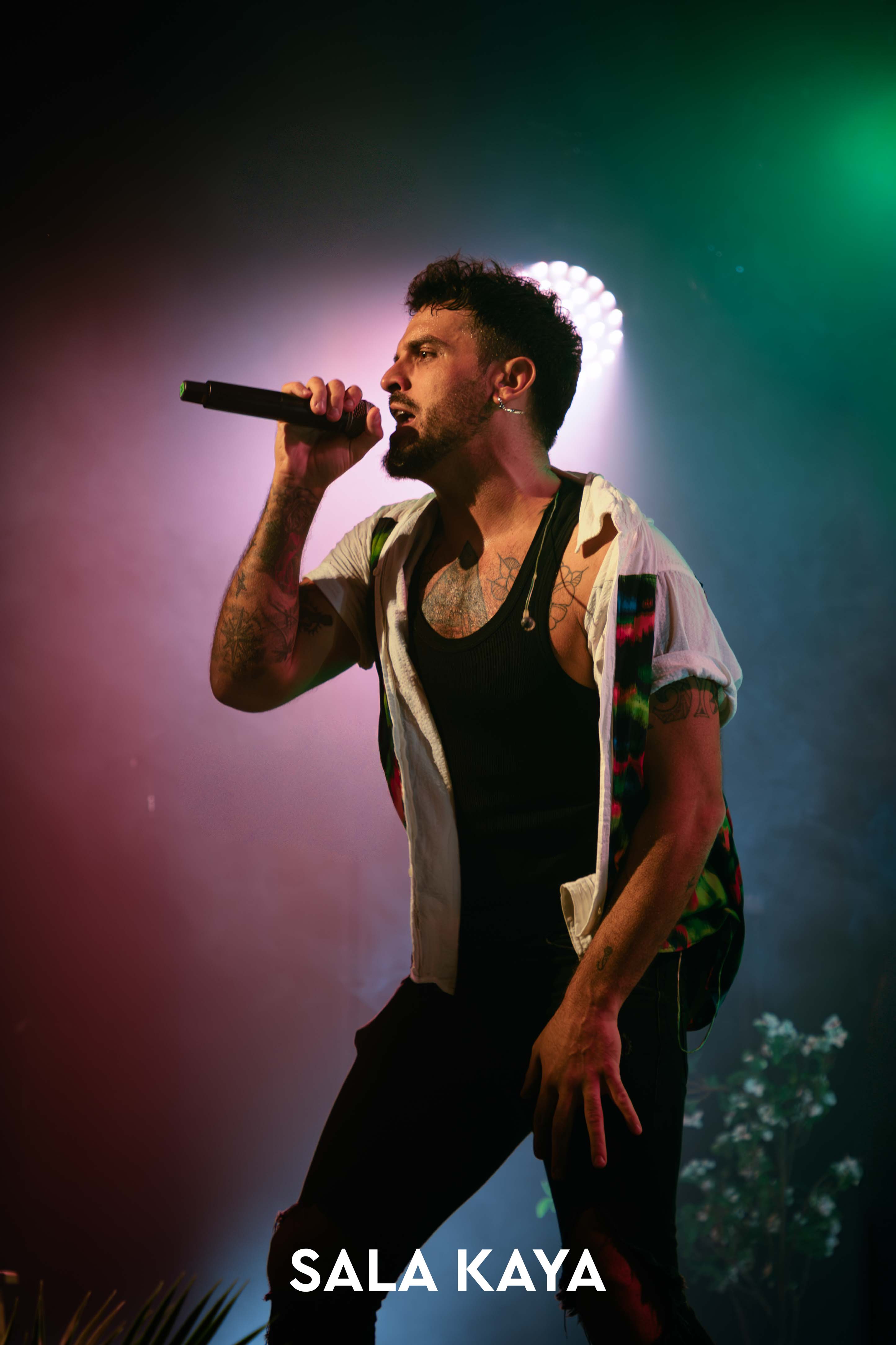 foto de público de BOMBAI