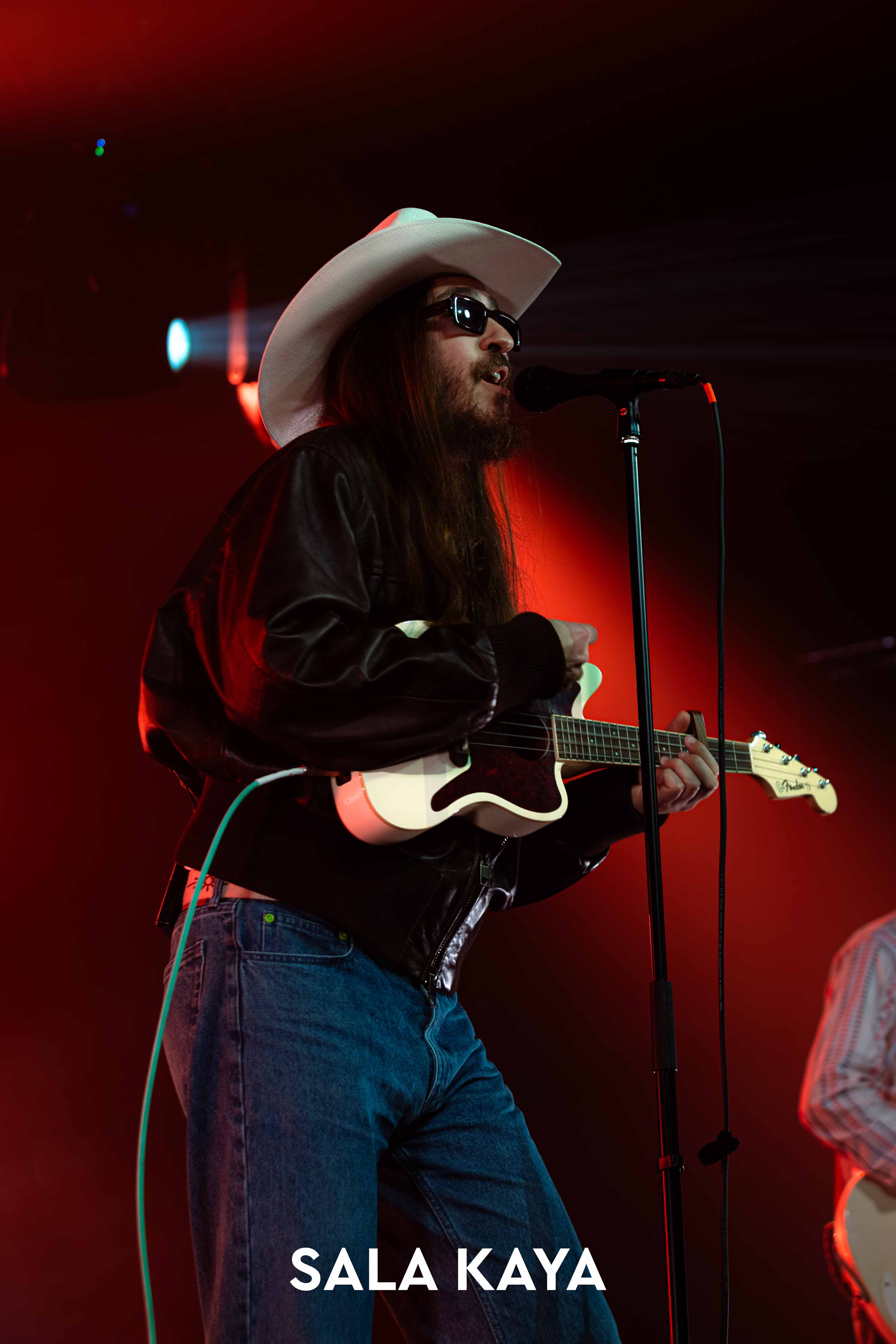 foto de público de CARLOS SADNESS