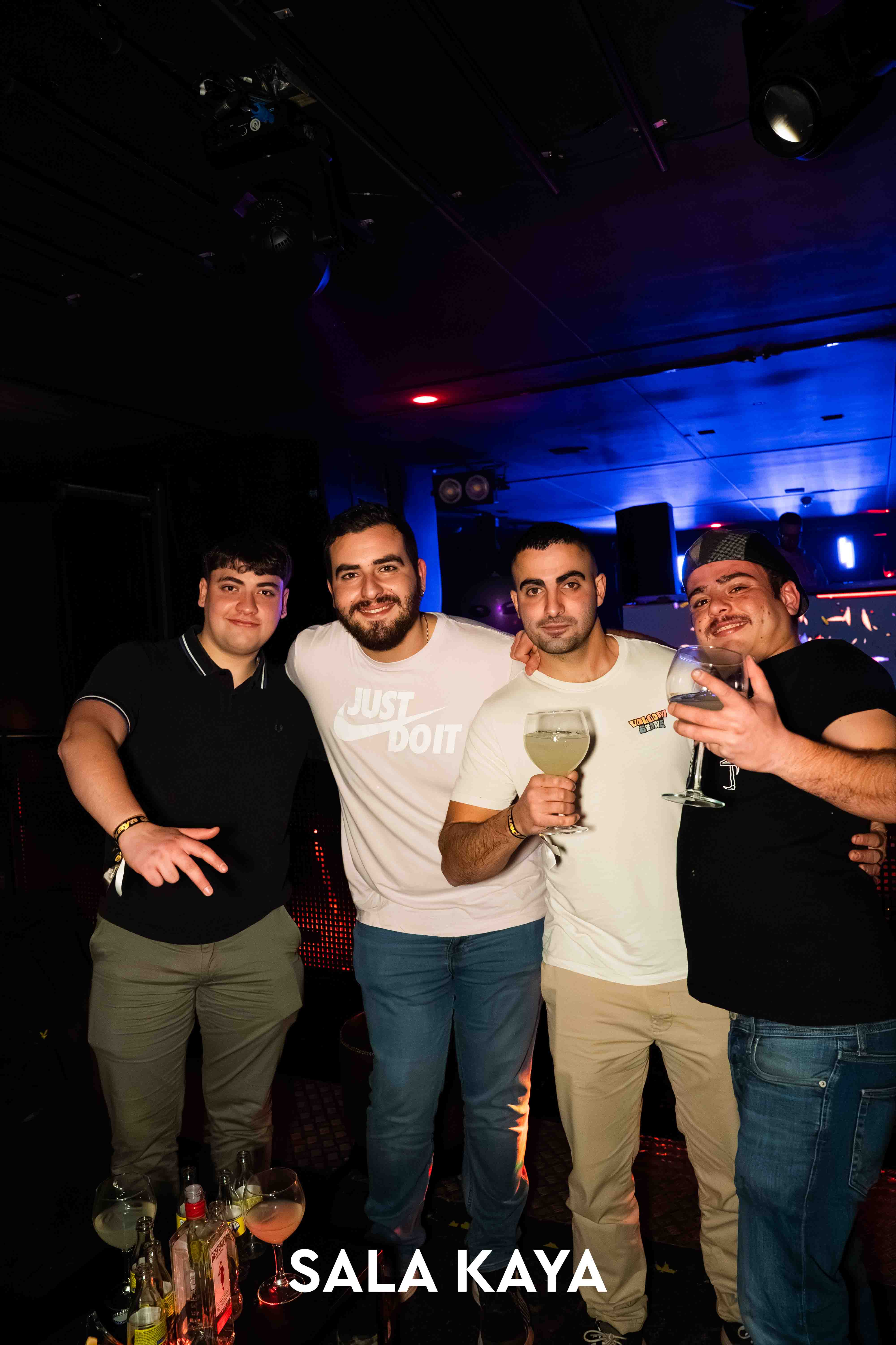 foto de público de CARNAVAL MASCARADE