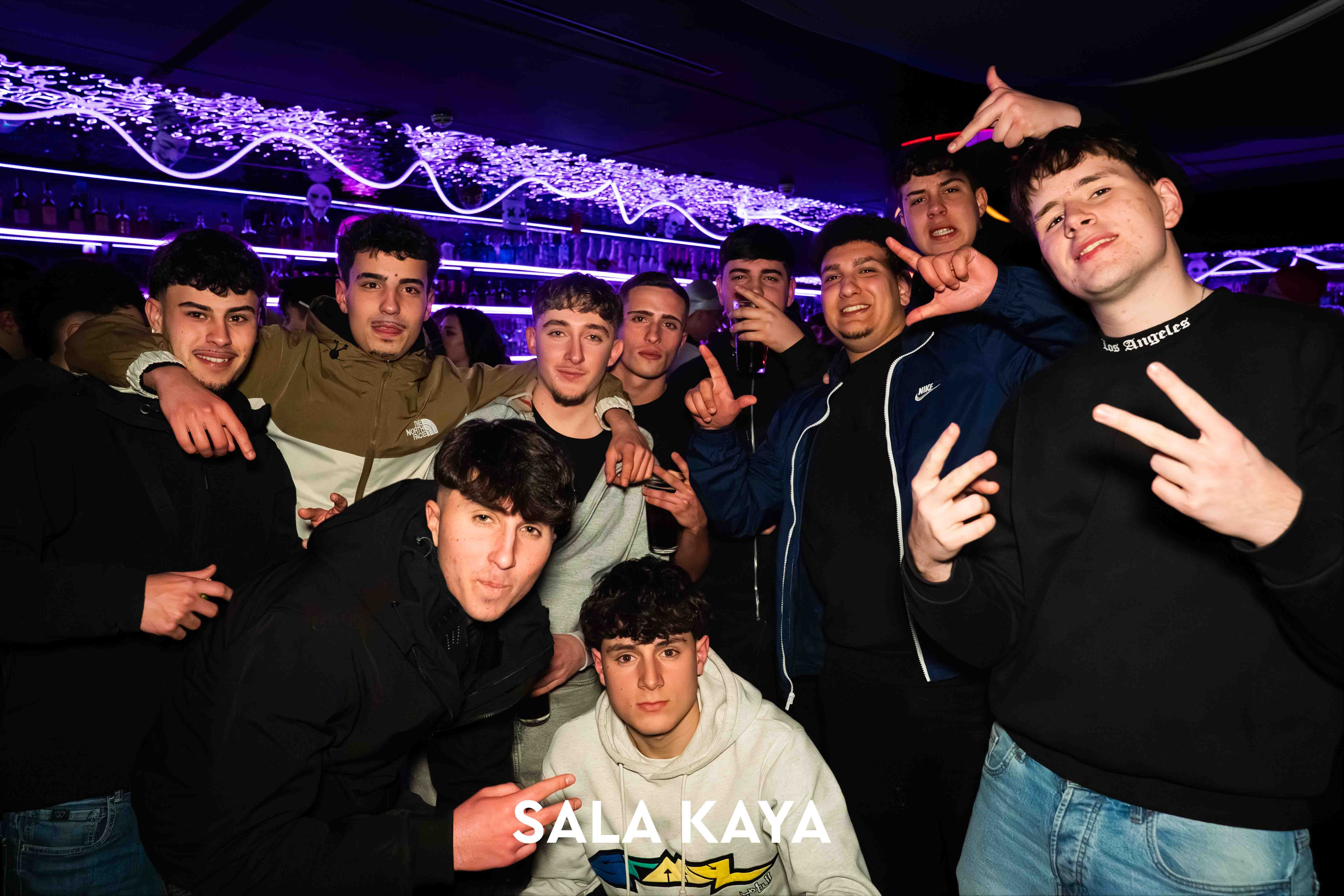 foto de público de CARNAVAL MASCARADE