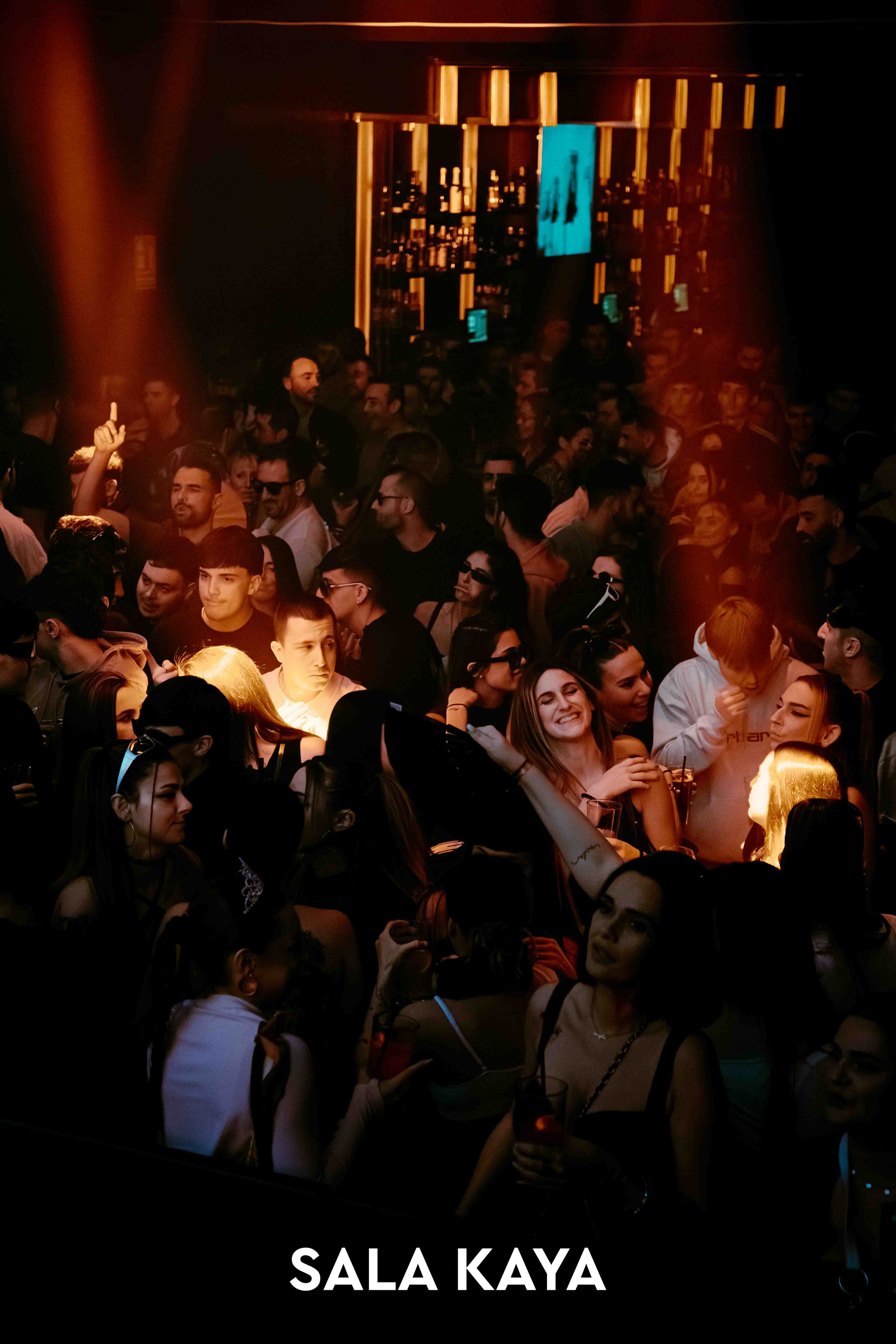 foto de público de CRISTIAN VALERA Y DJ PEPO