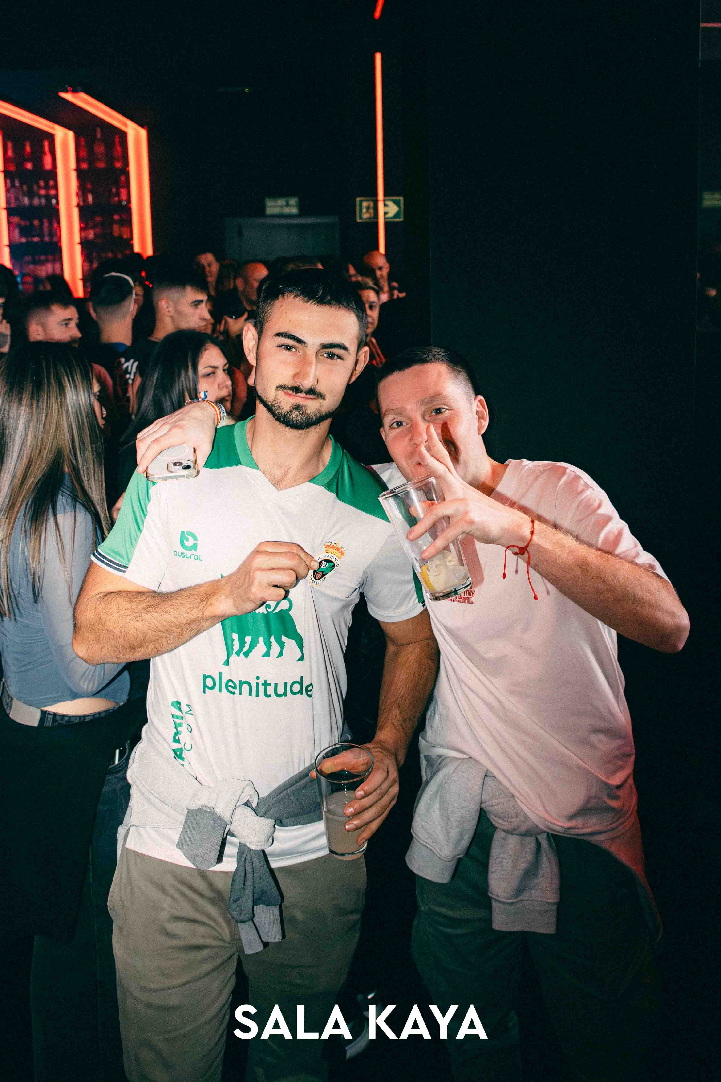 foto de público de CRISTIAN VALERA Y DJ PEPO