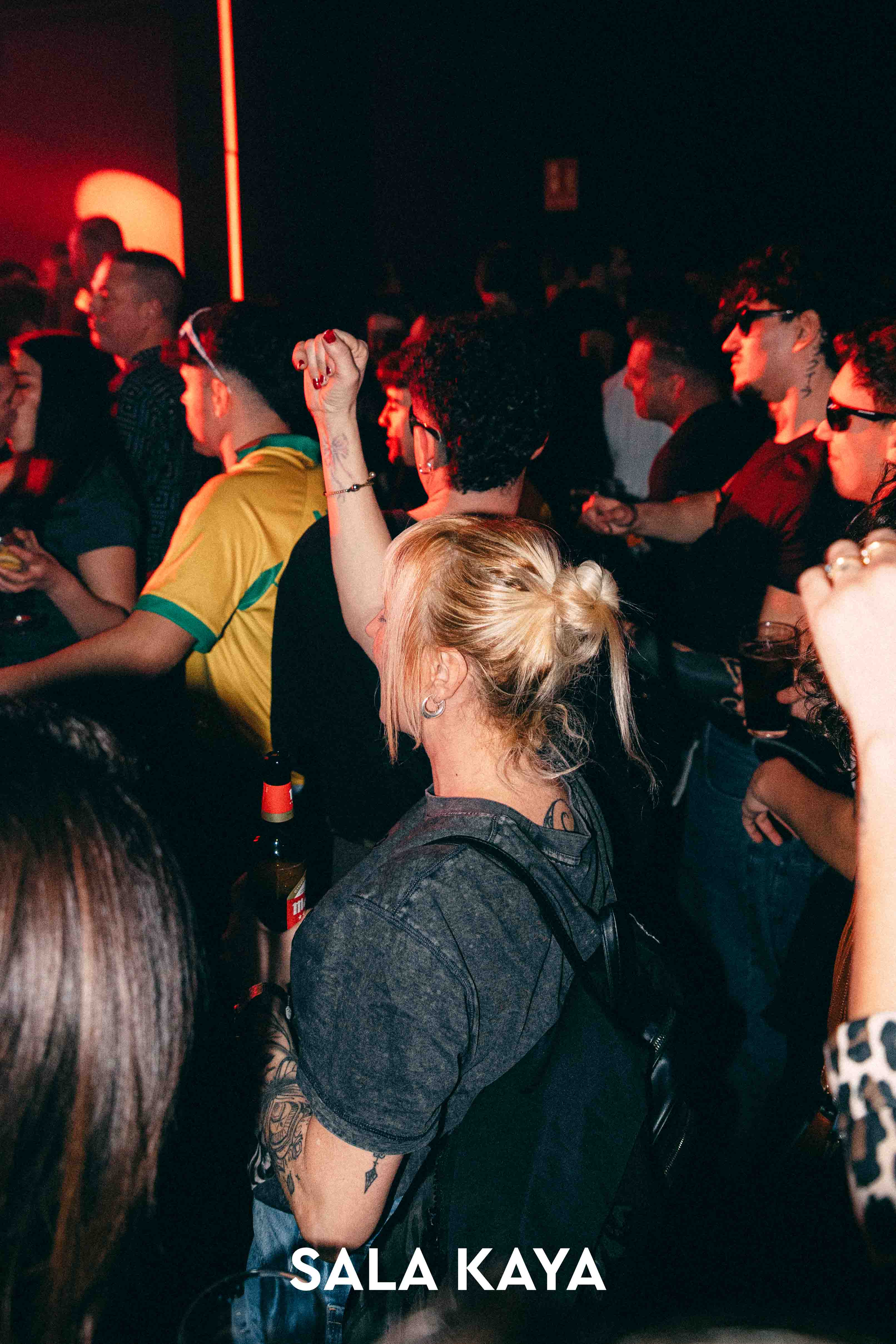 foto de público de CRISTIAN VALERA Y DJ PEPO