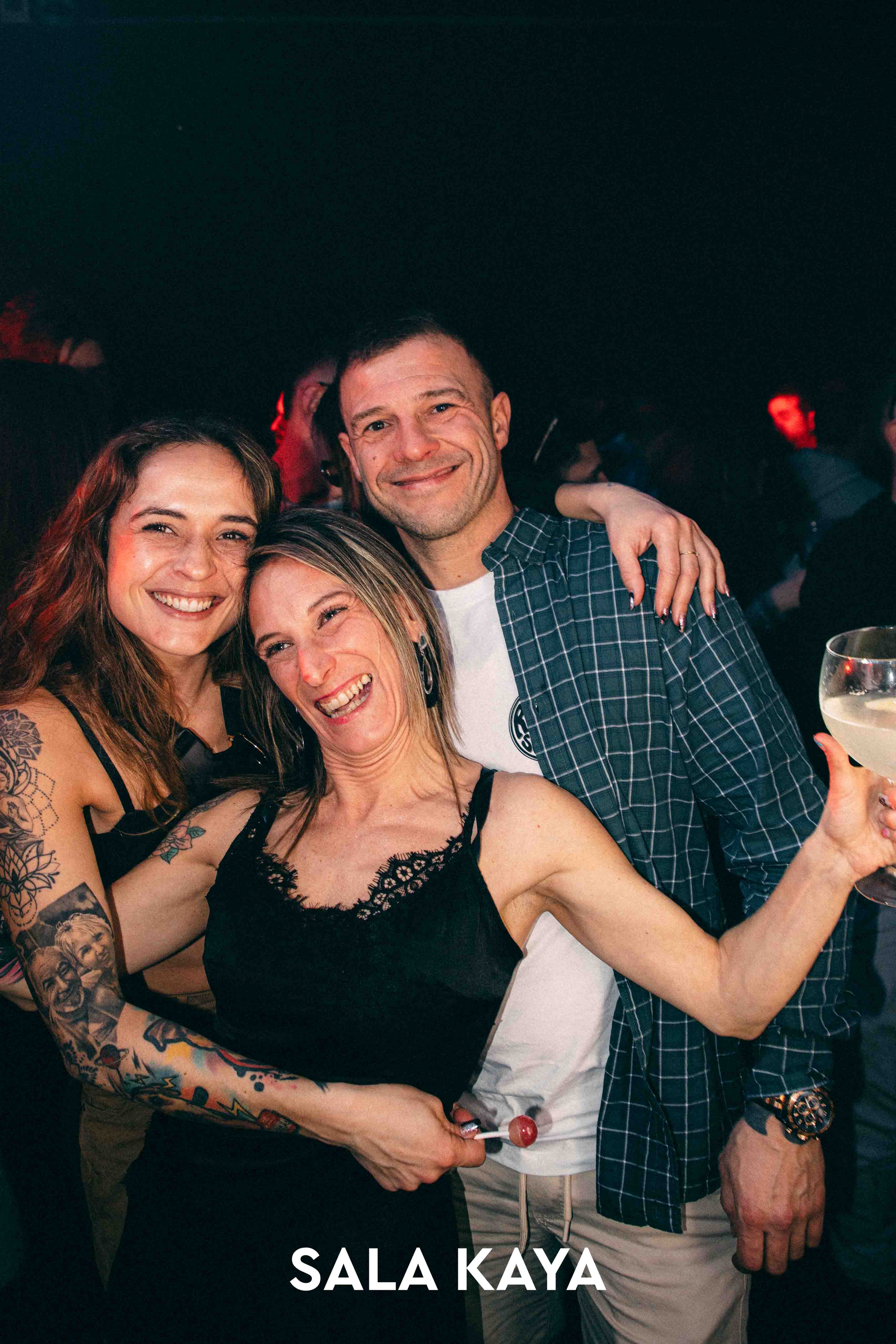 foto de público de CRISTIAN VALERA Y DJ PEPO