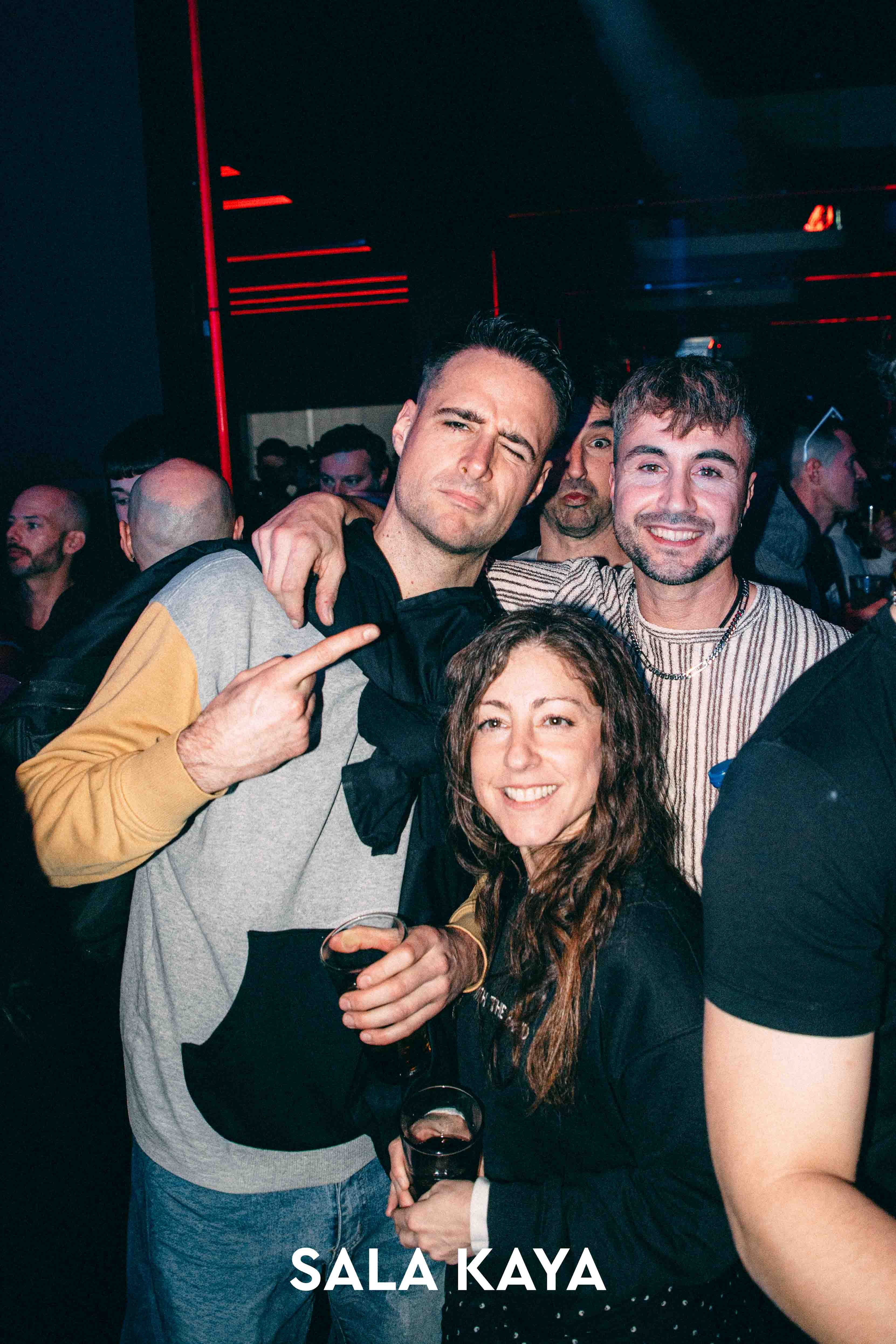 foto de público de CRISTIAN VALERA Y DJ PEPO