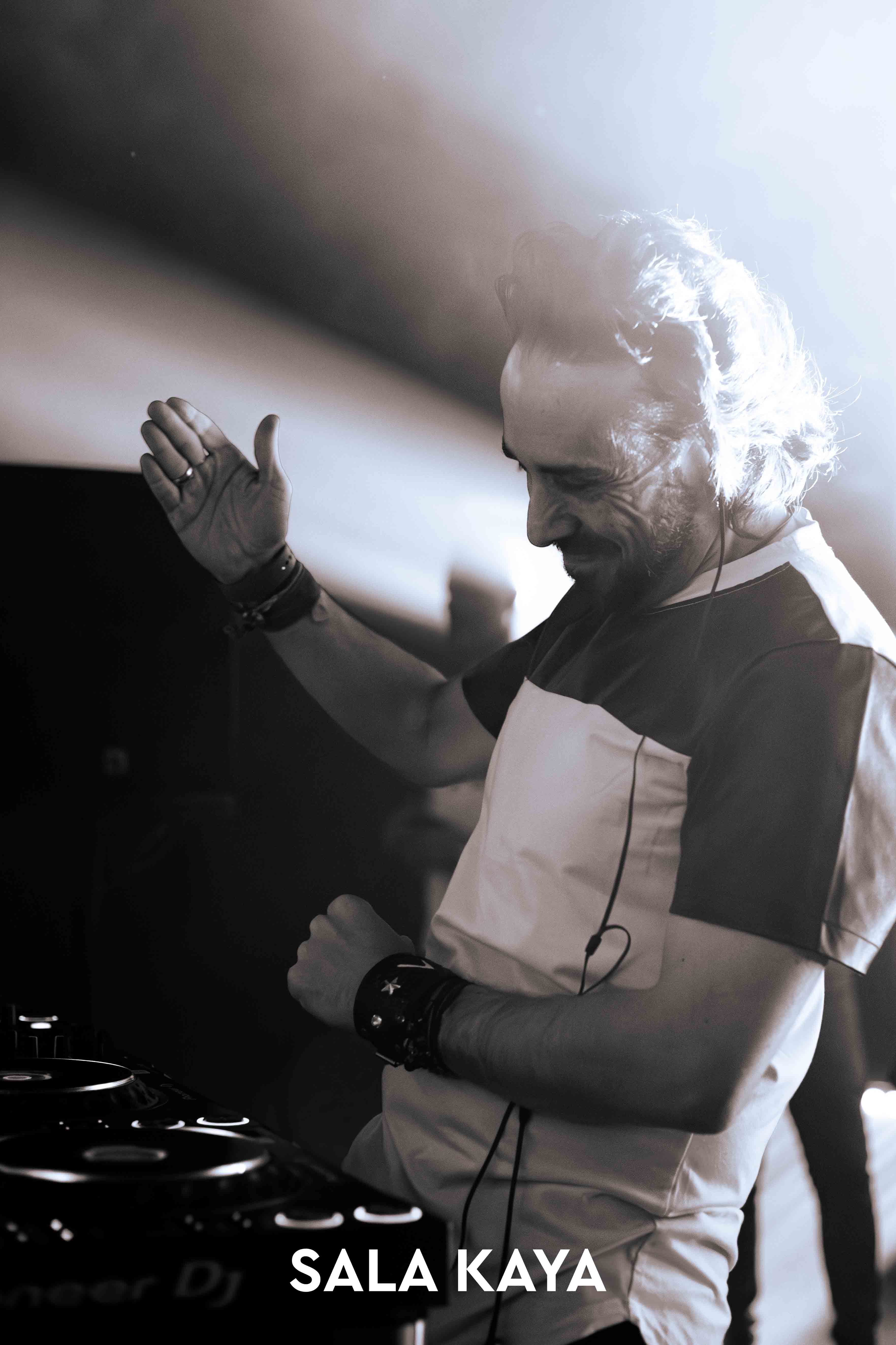 foto de público de CRISTIAN VALERA Y DJ PEPO