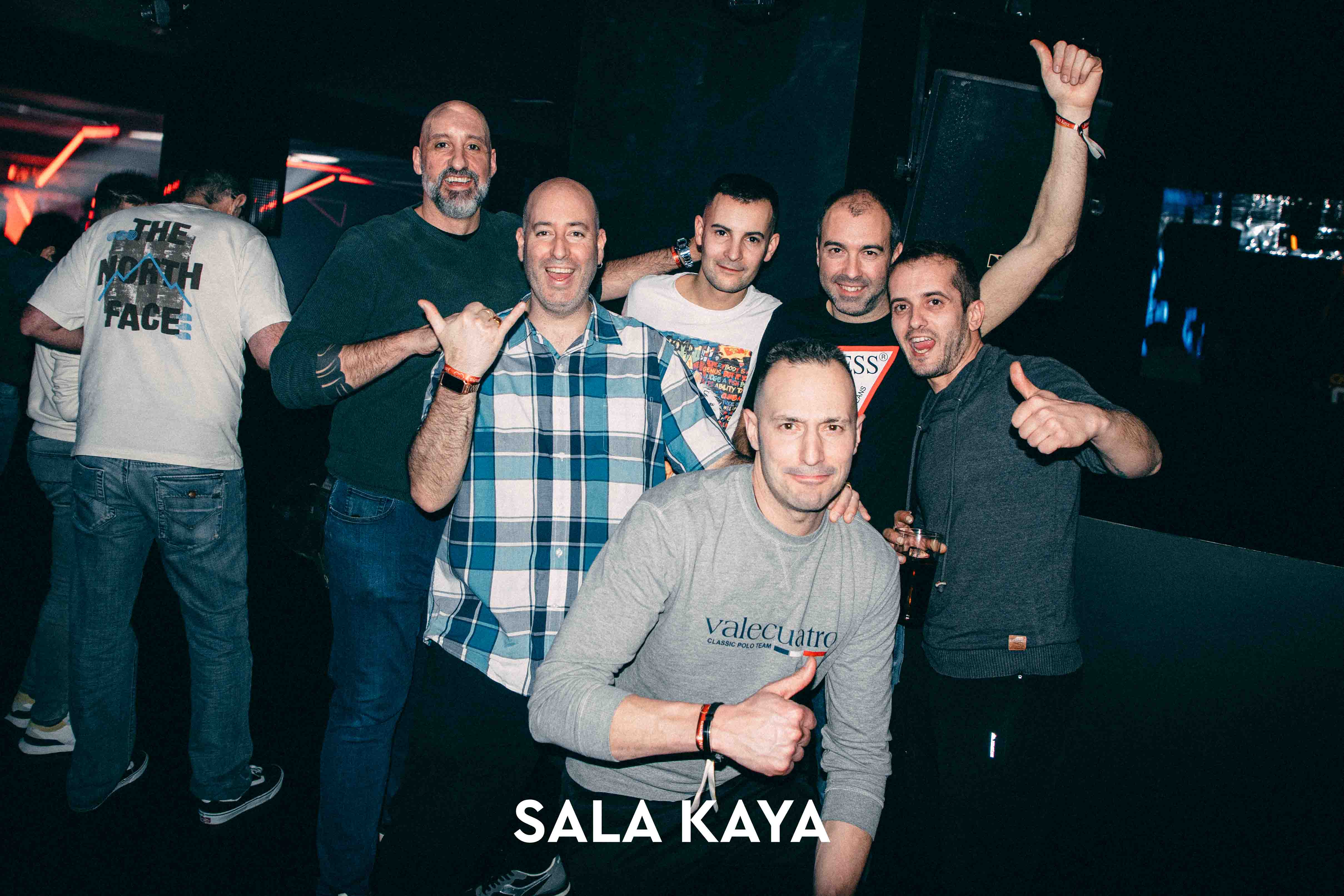 foto de público de CRISTIAN VALERA Y DJ PEPO