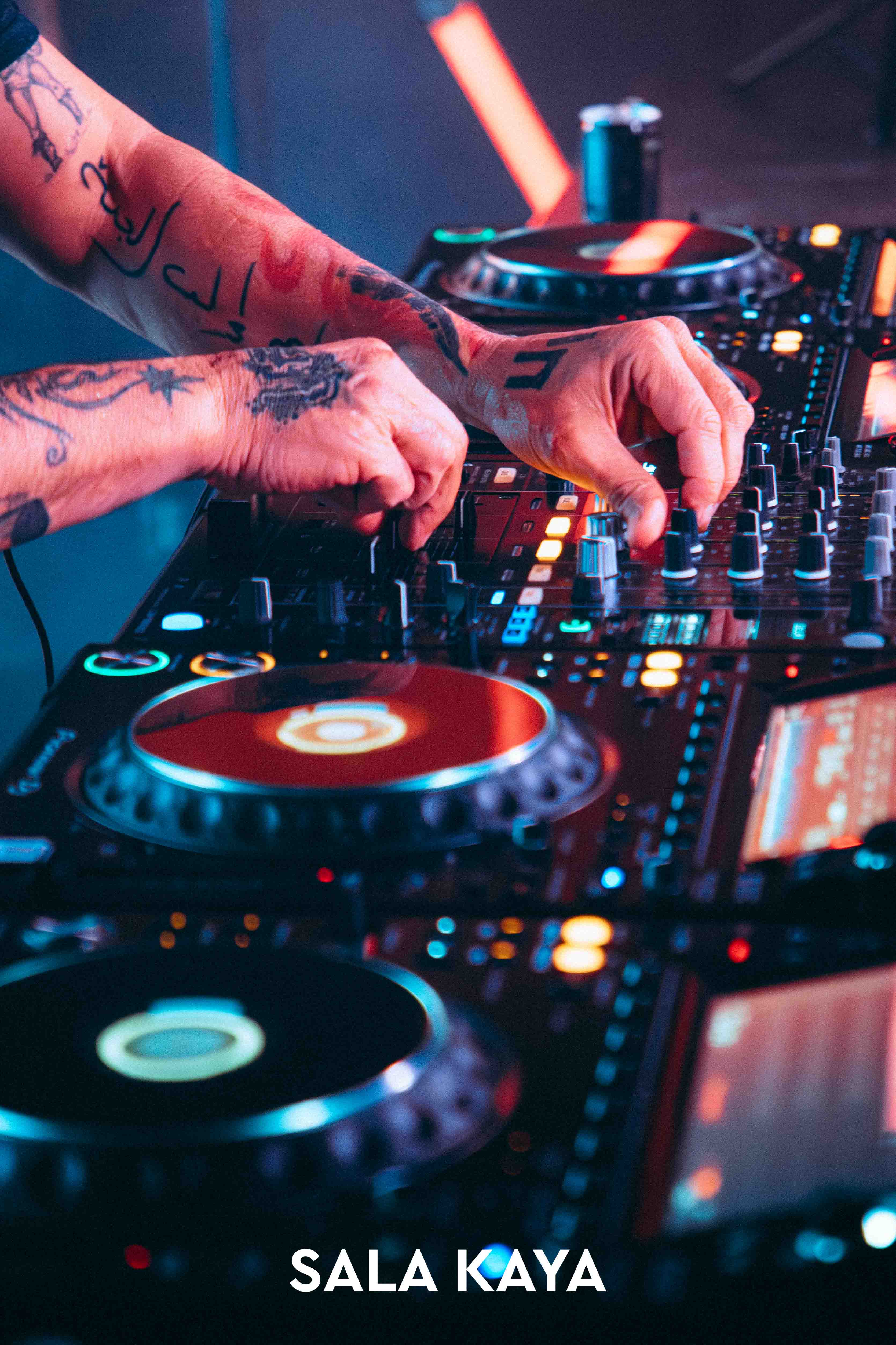 foto de público de CRISTIAN VALERA Y DJ PEPO