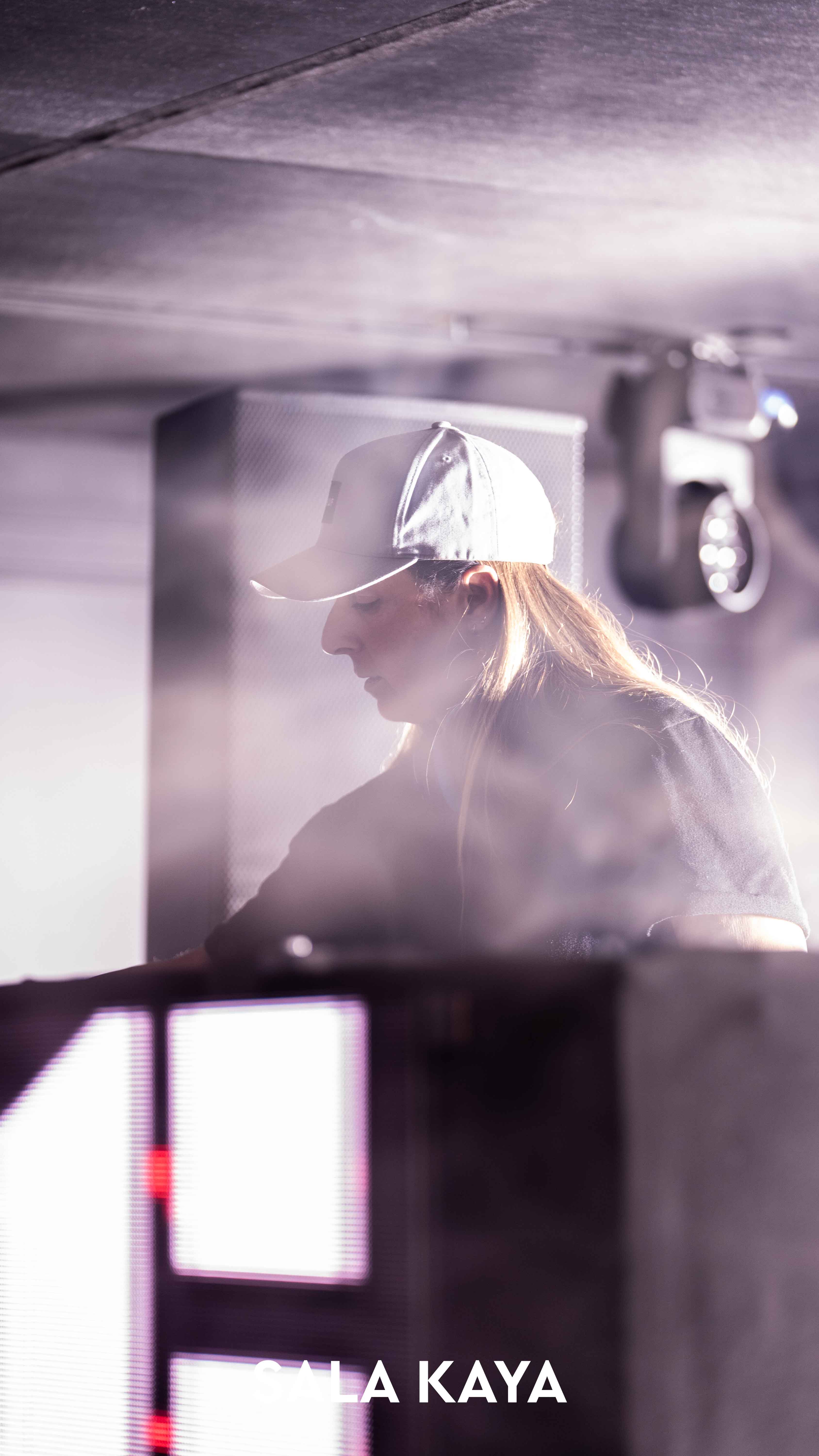 foto de público de DJ MARTA Y MONICA X