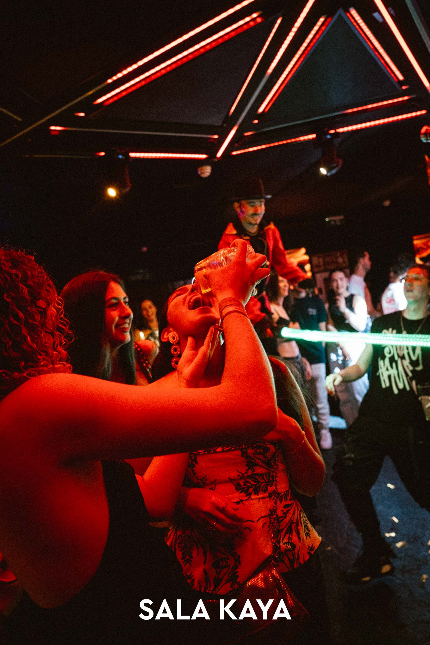 foto de público de LA NO FIESTA DE ANIVERSARIO