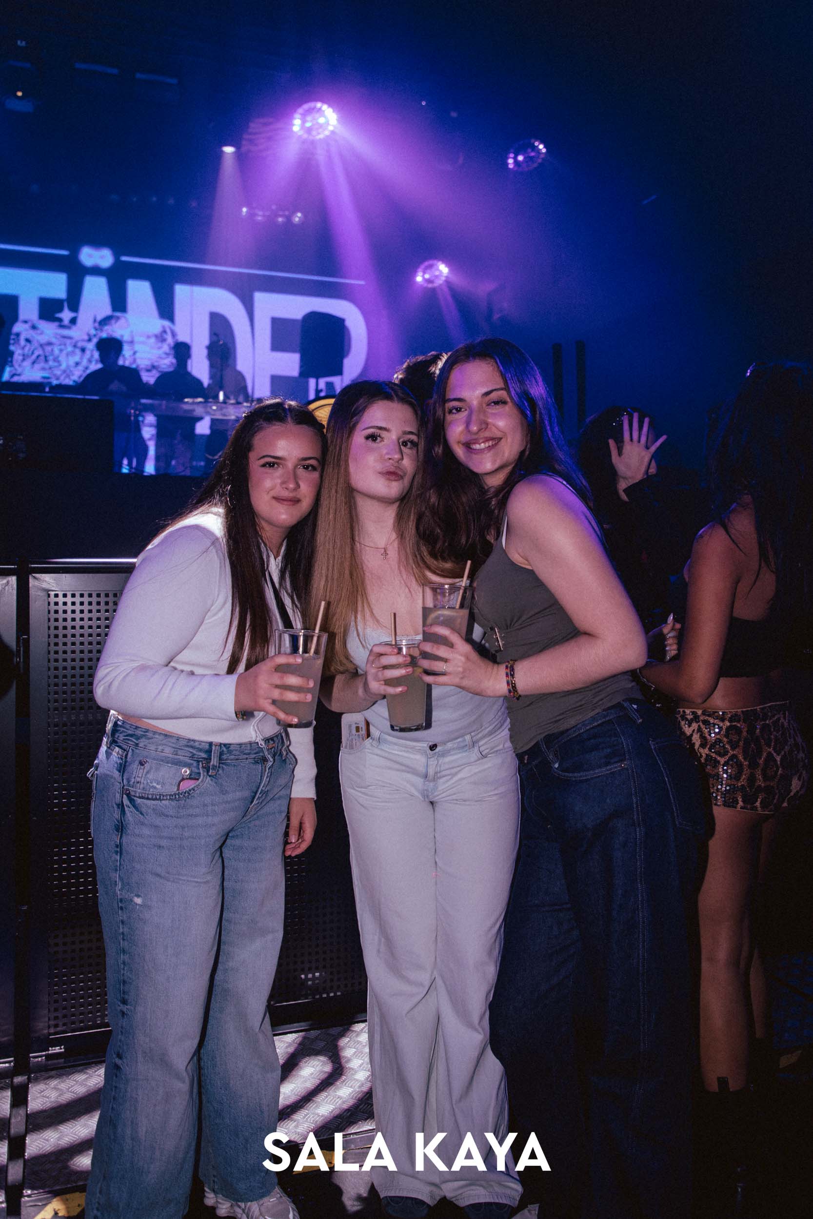 foto de público de FIESTA YETI