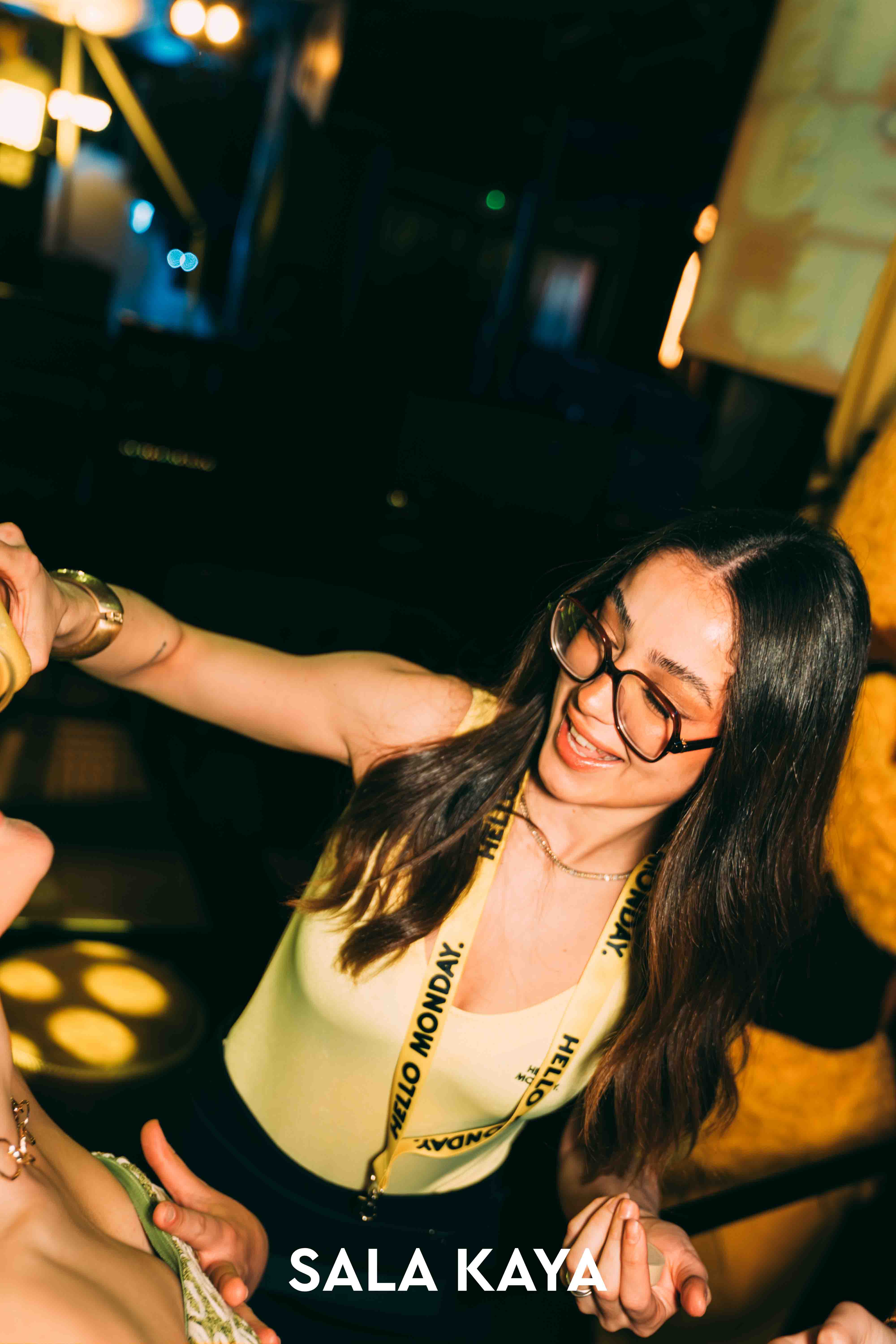 foto de público de HELLO MONDAY