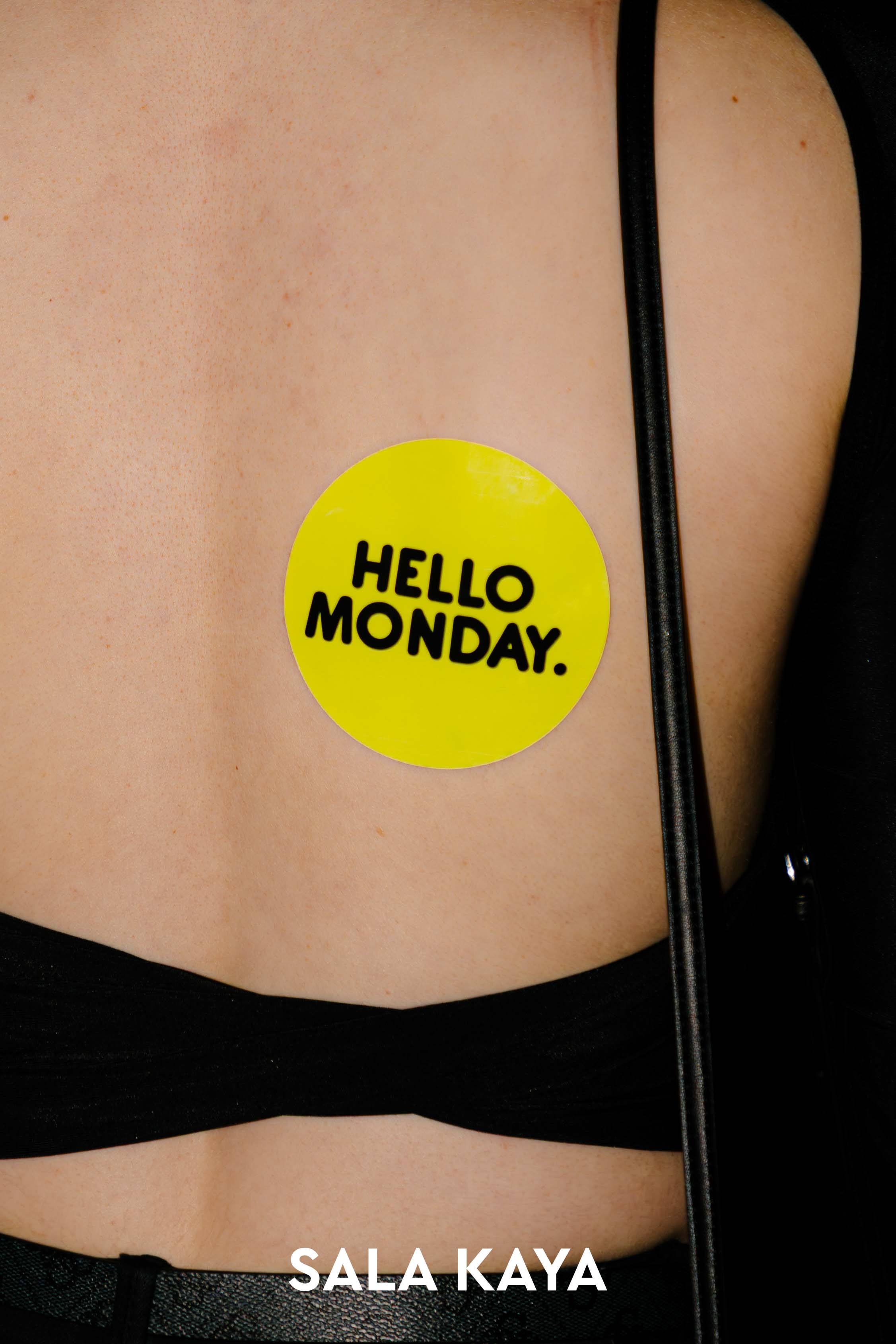 foto de público de HELLO MONDAY