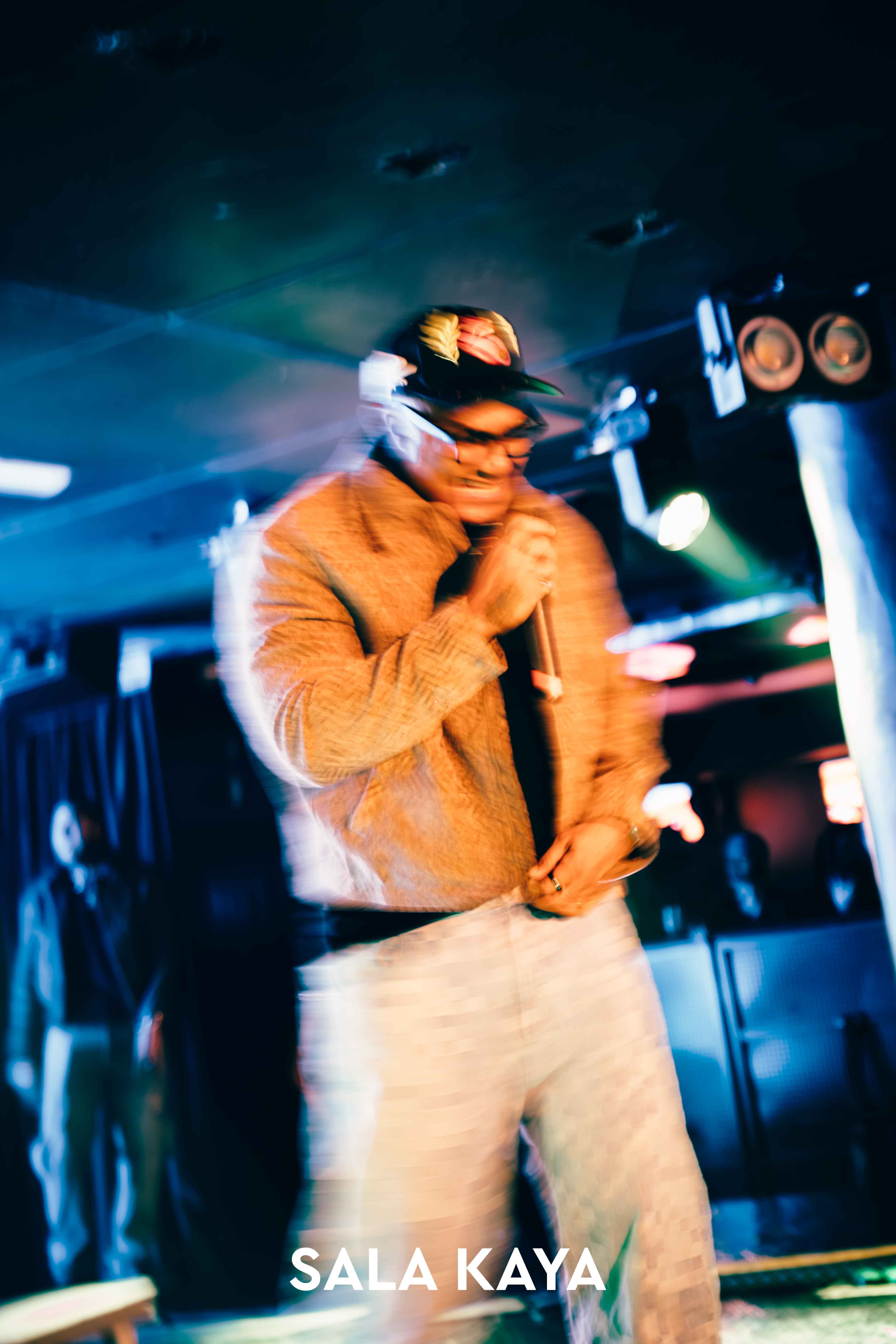 foto de público de HENRY MENDEZ