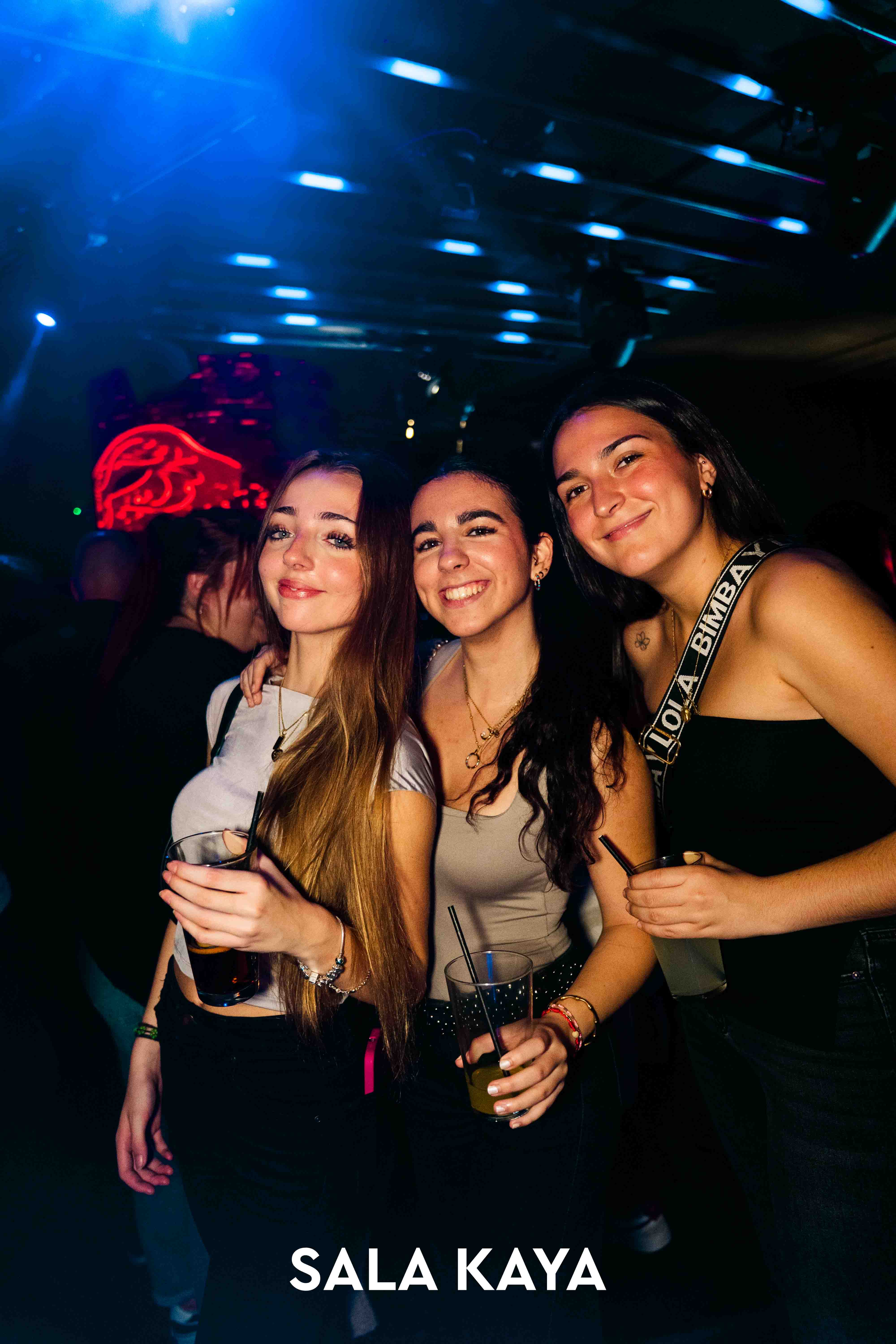 foto de público de HENRY MENDEZ