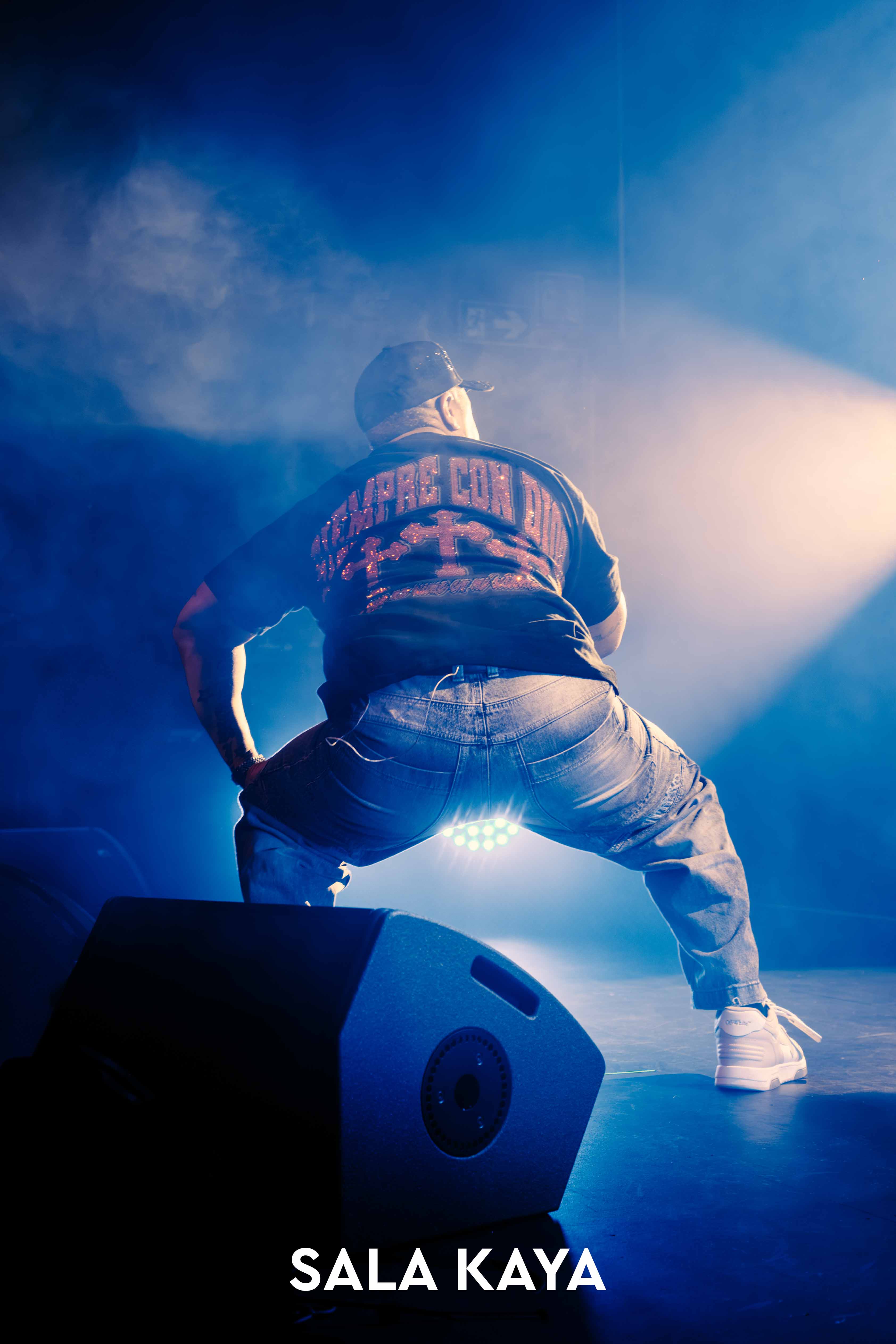 foto de público de HENRY MENDEZ