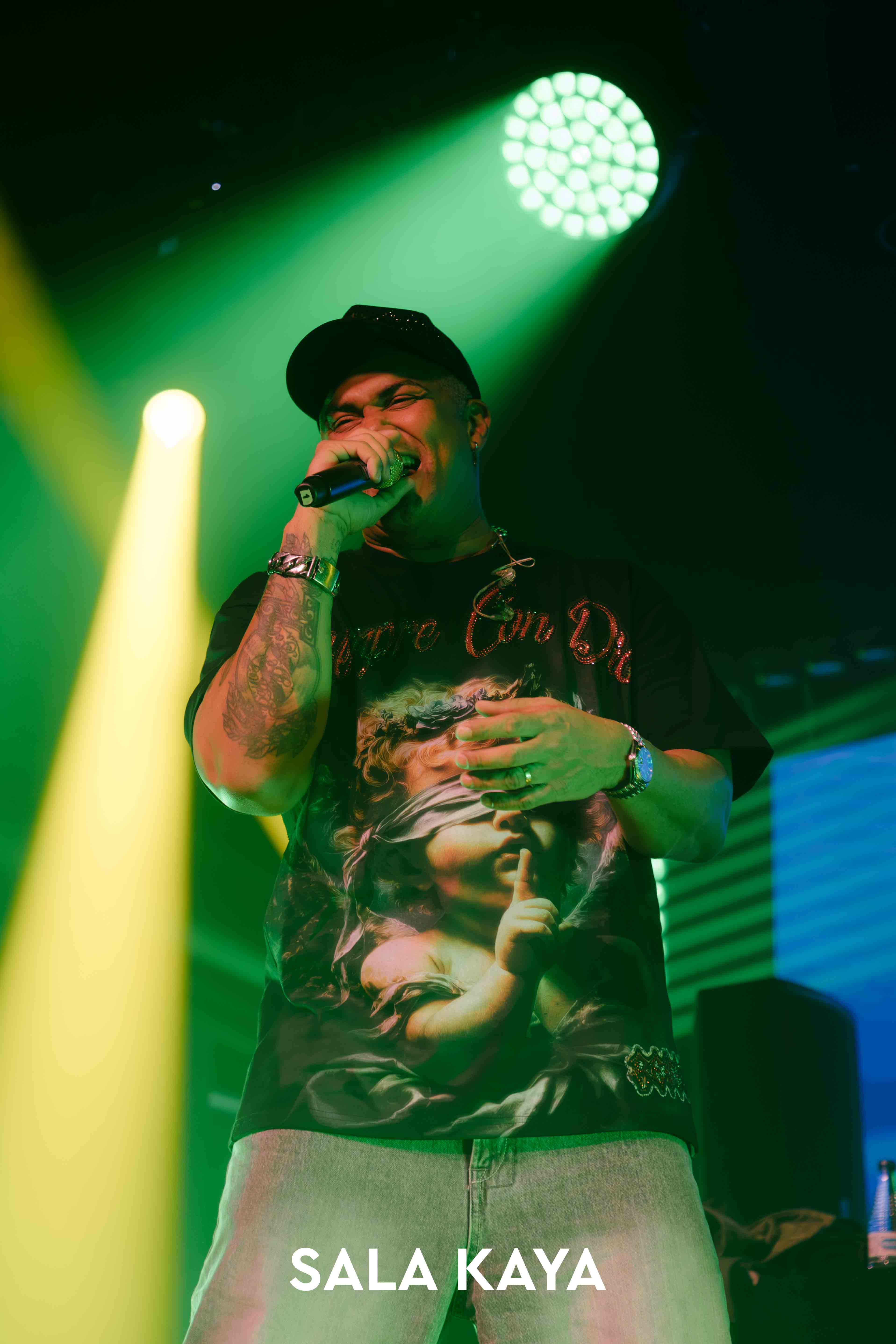 foto de público de HENRY MENDEZ