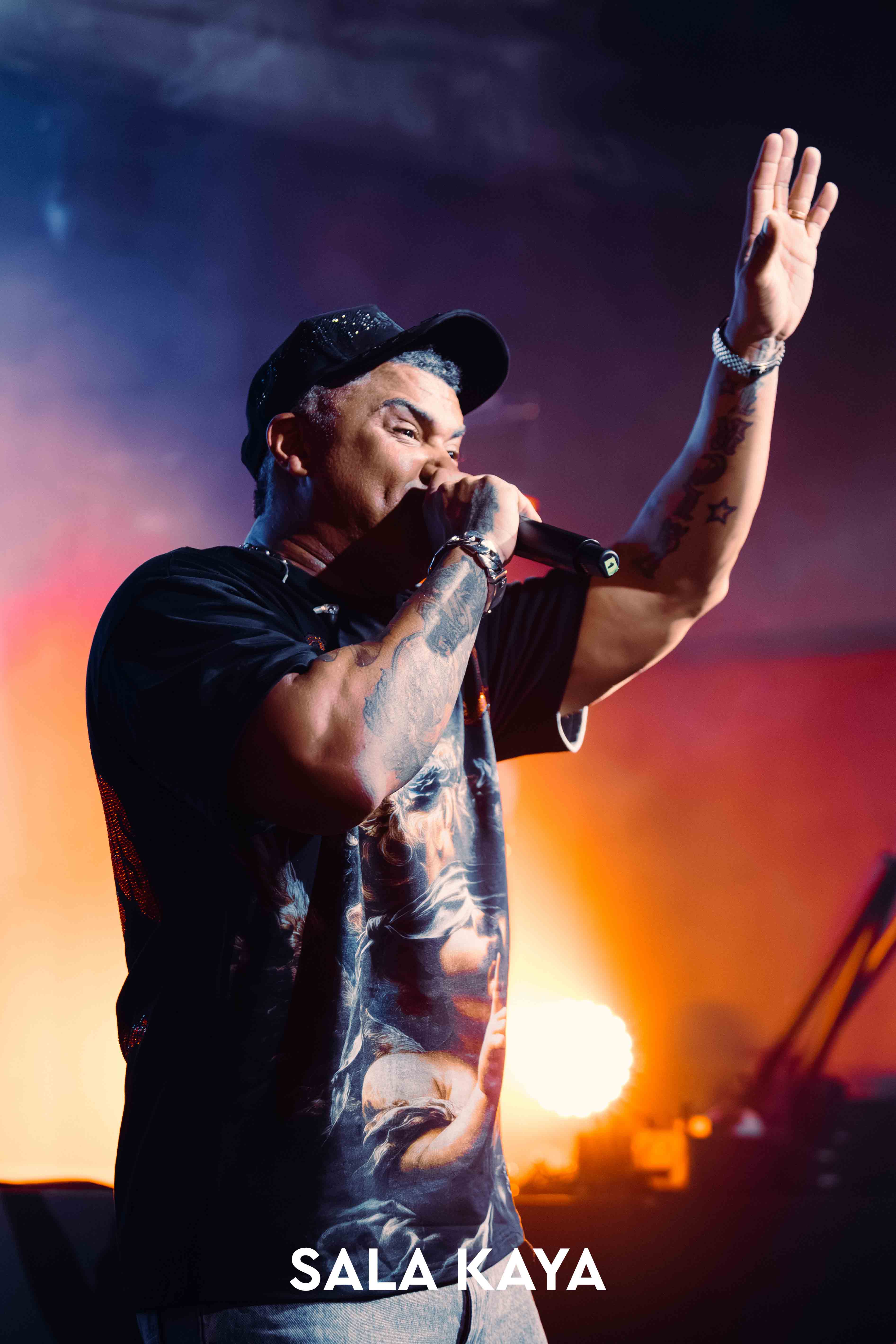 foto de público de HENRY MENDEZ