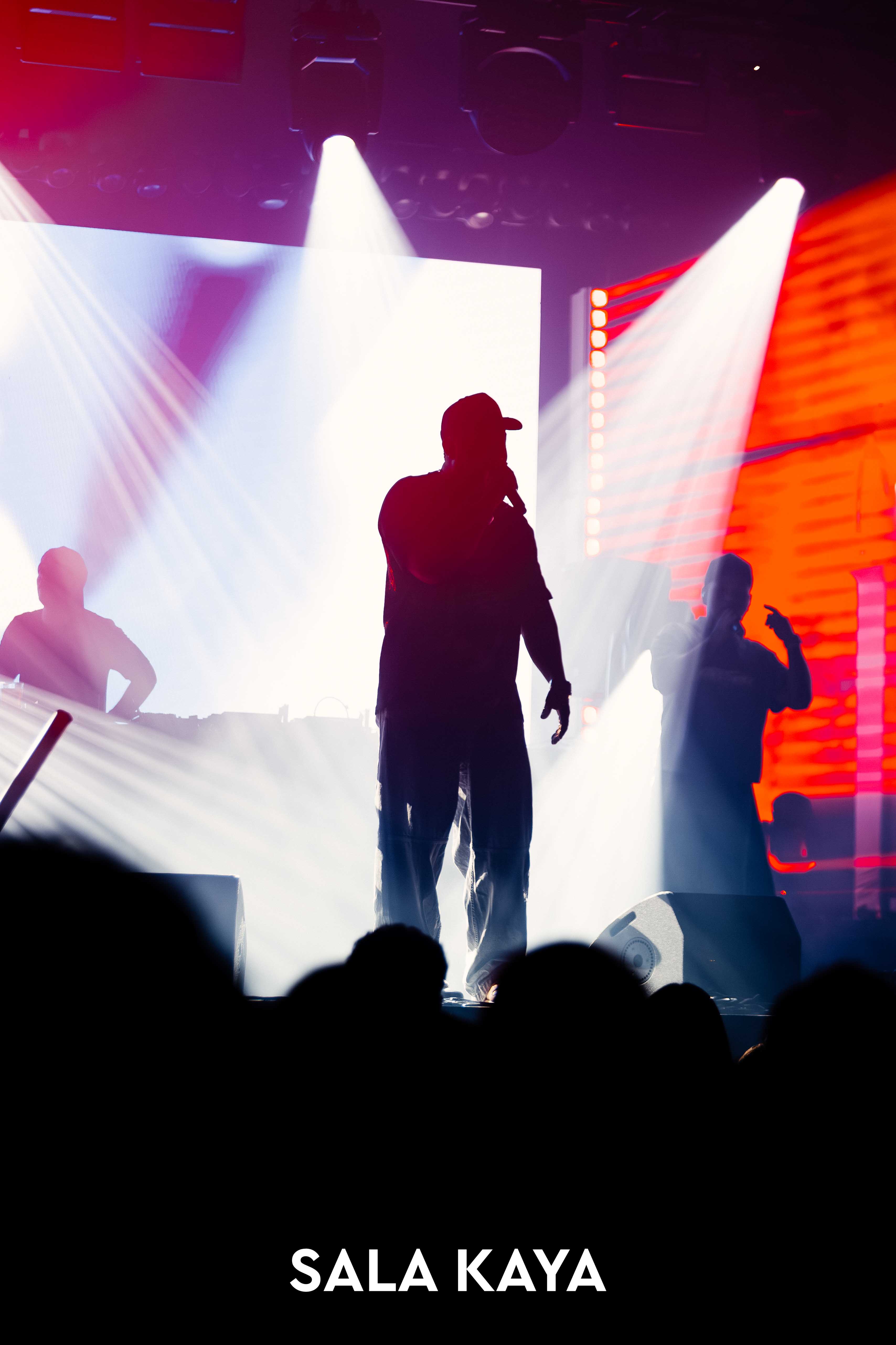 foto de público de HENRY MENDEZ