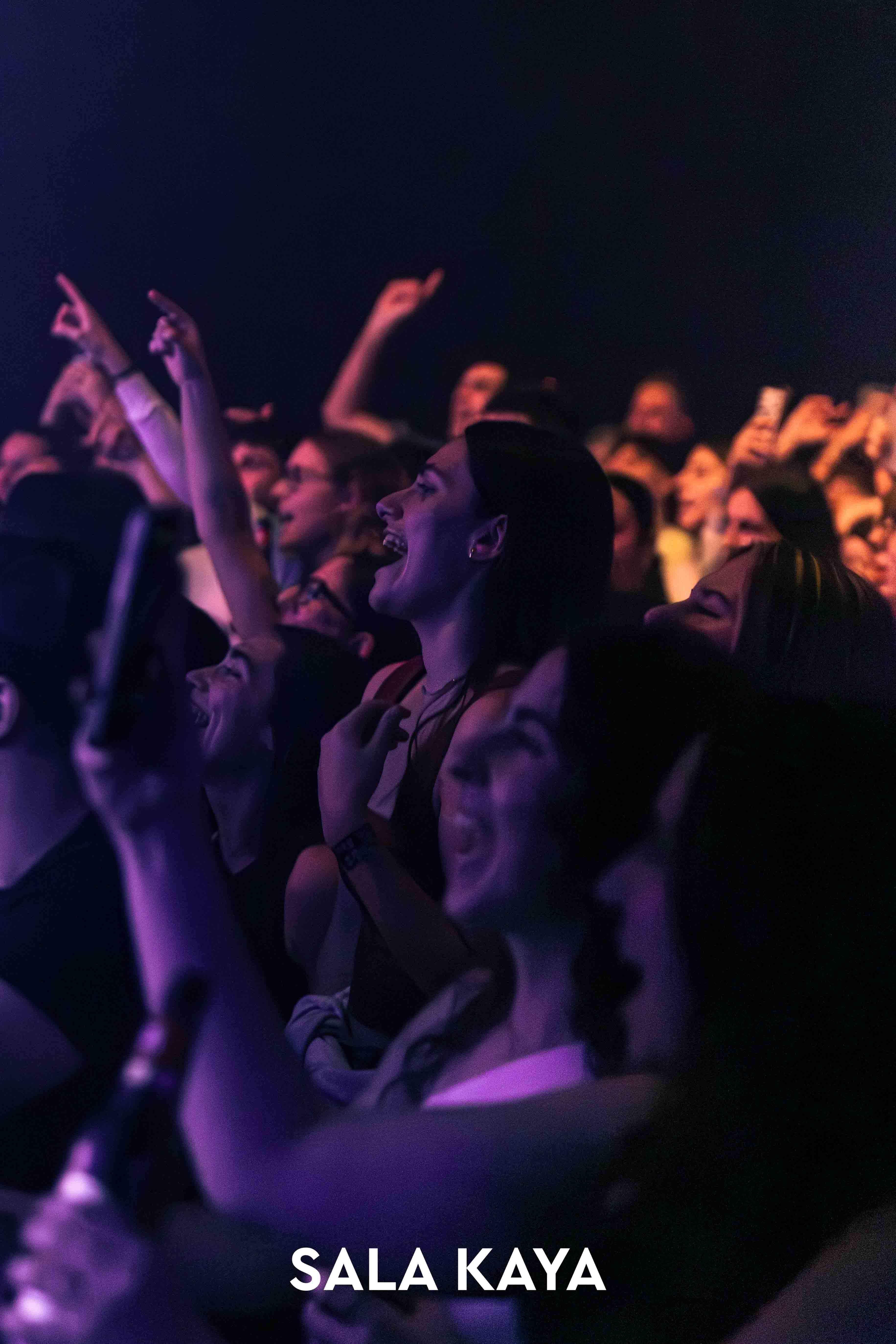 foto de público de HENS