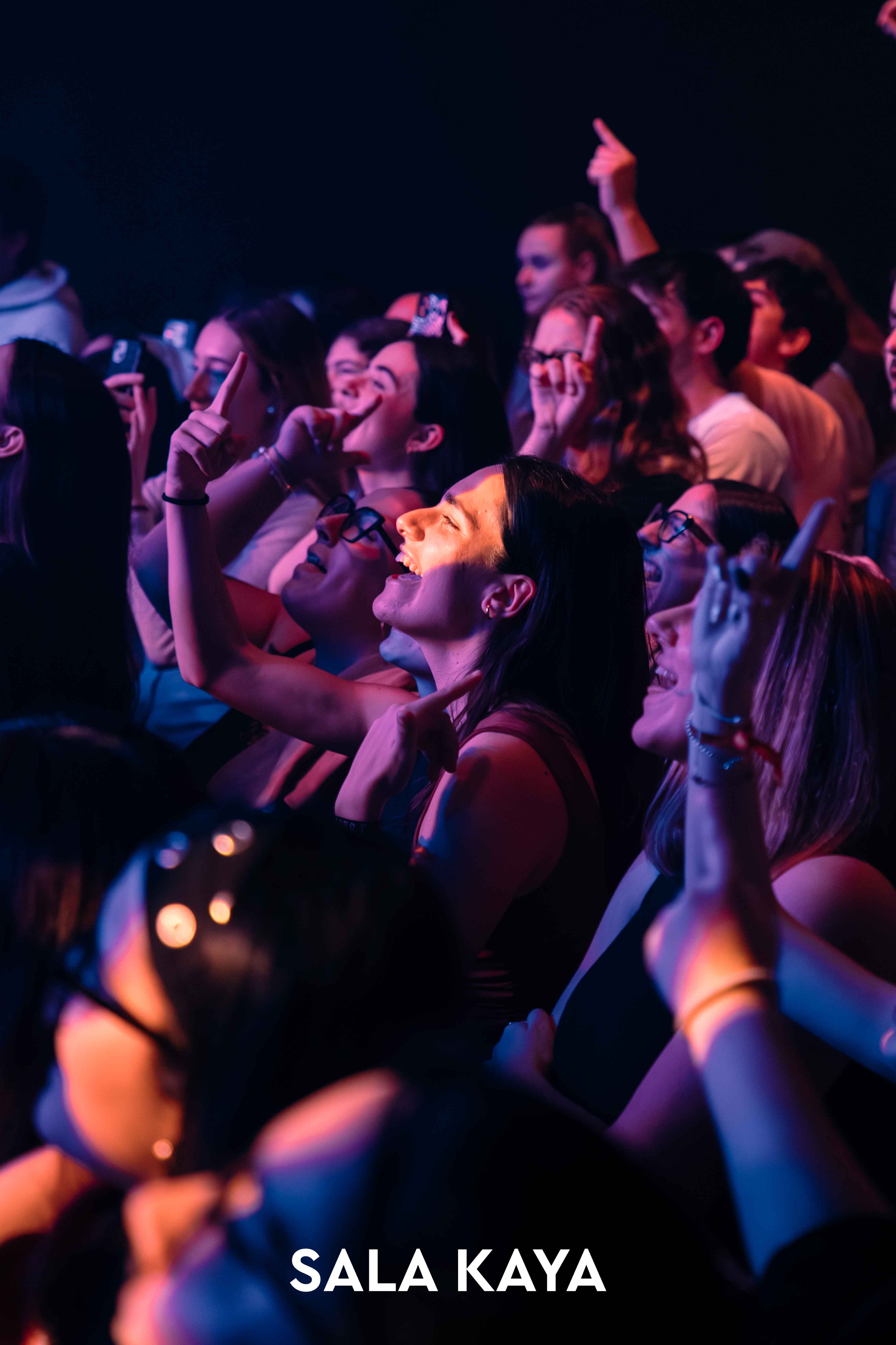 foto de público de HENS