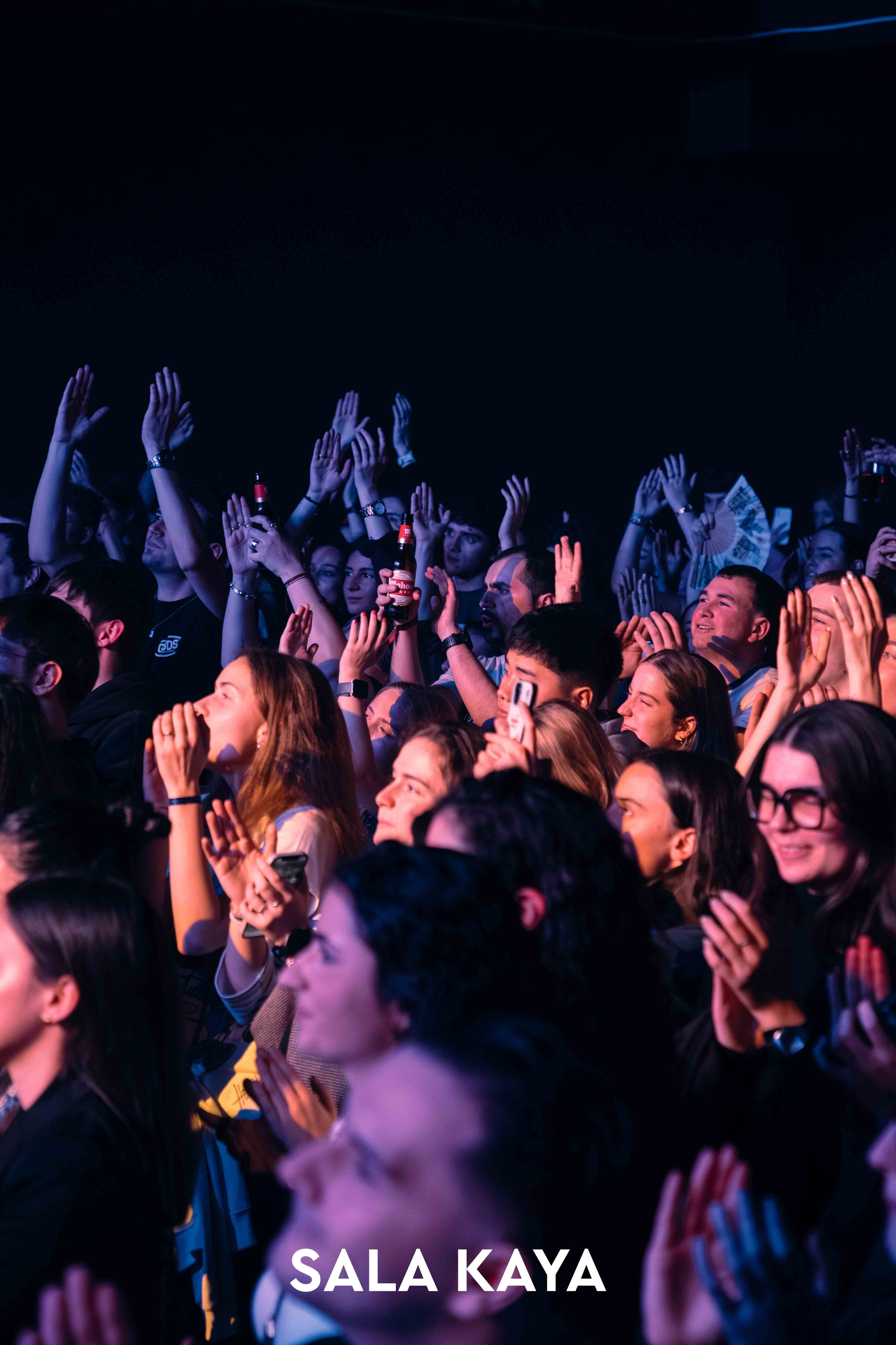 foto de público de HENS