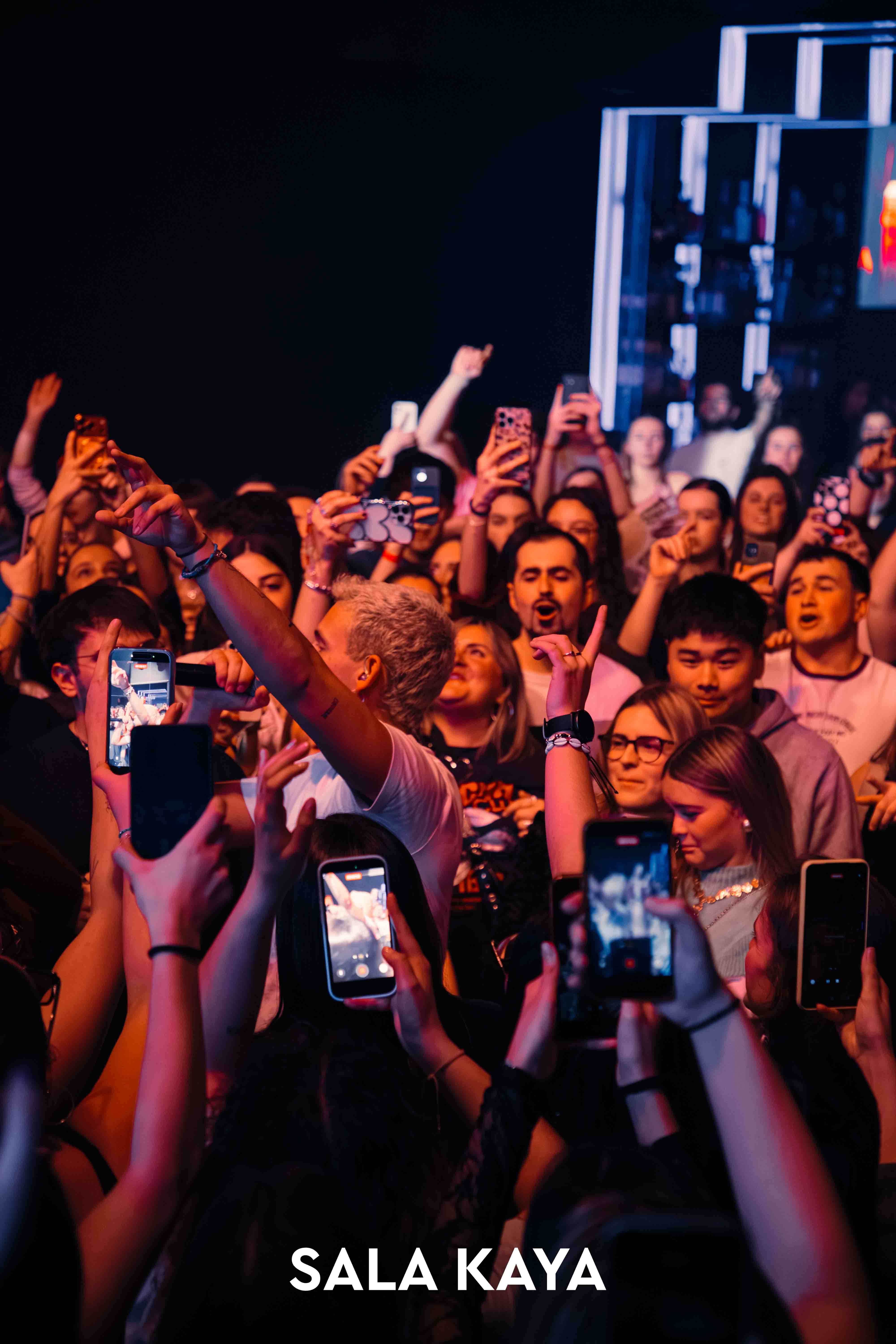 foto de público de HENS