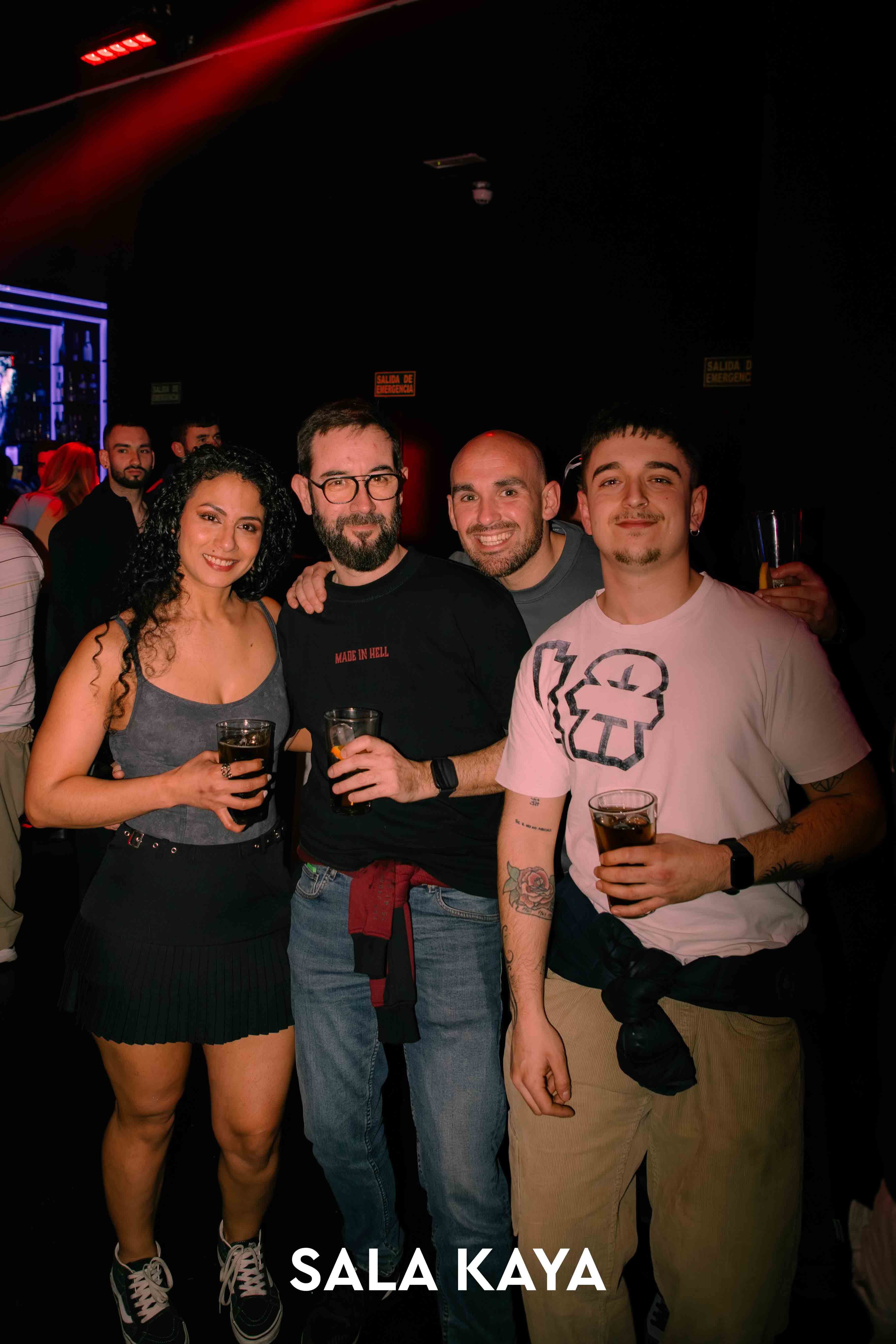 foto de público de KSTYLE Y CARLOS PEREZ