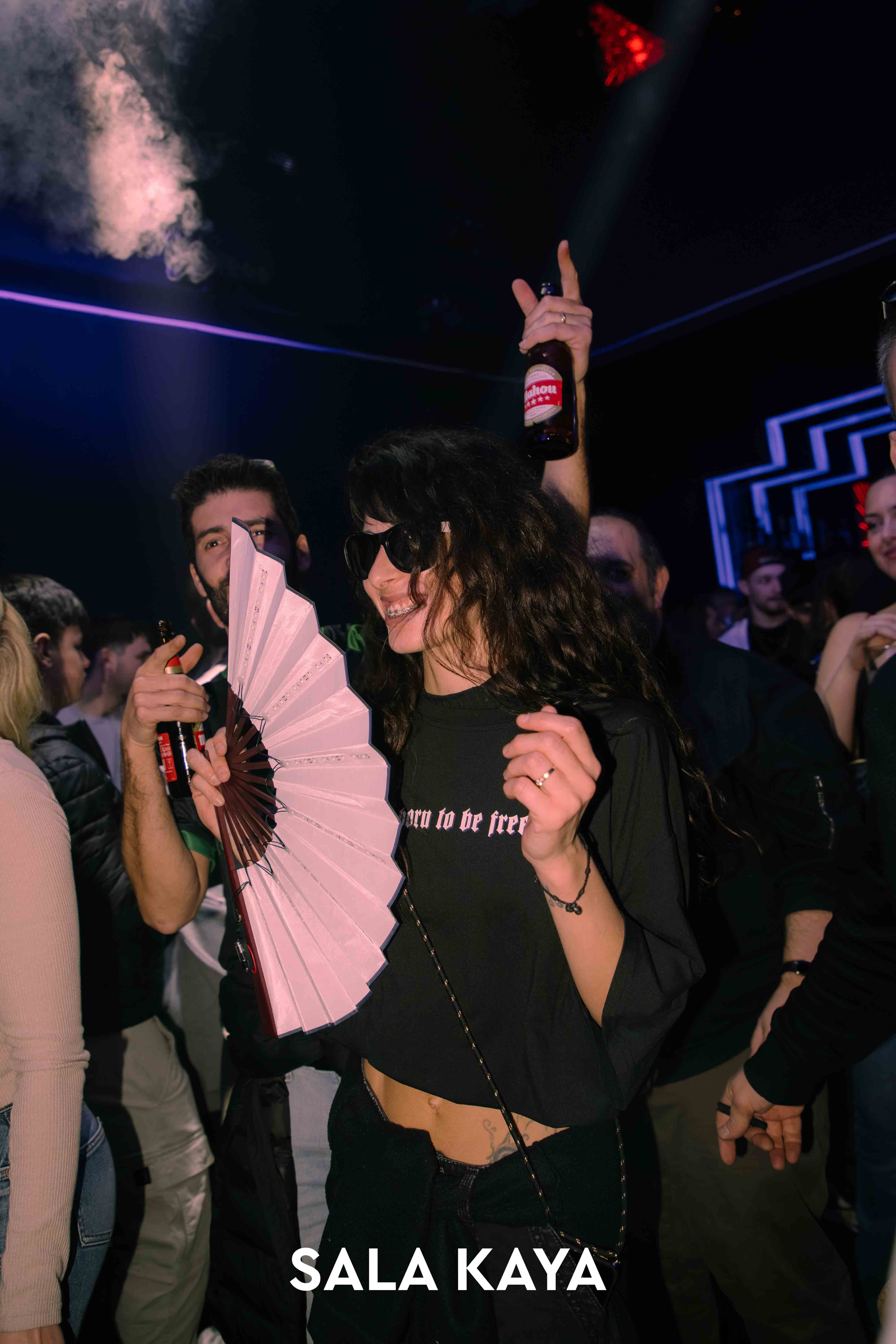 foto de público de KSTYLE Y CARLOS PEREZ