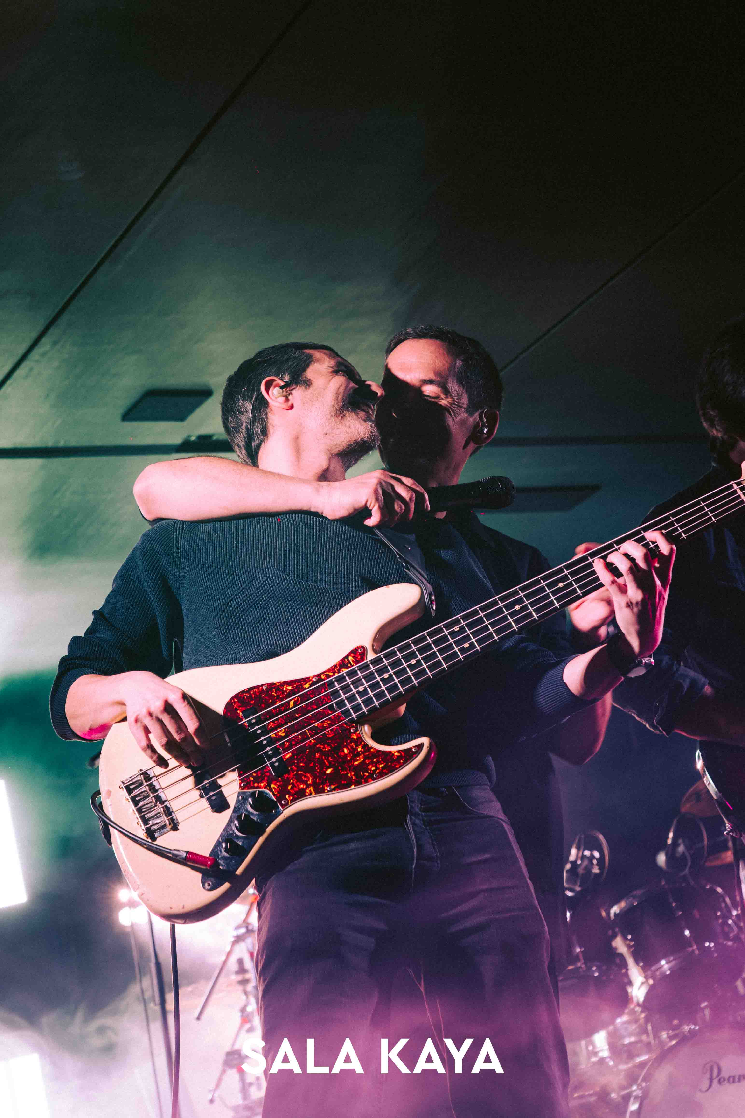 foto de público de MALDITA NEREA